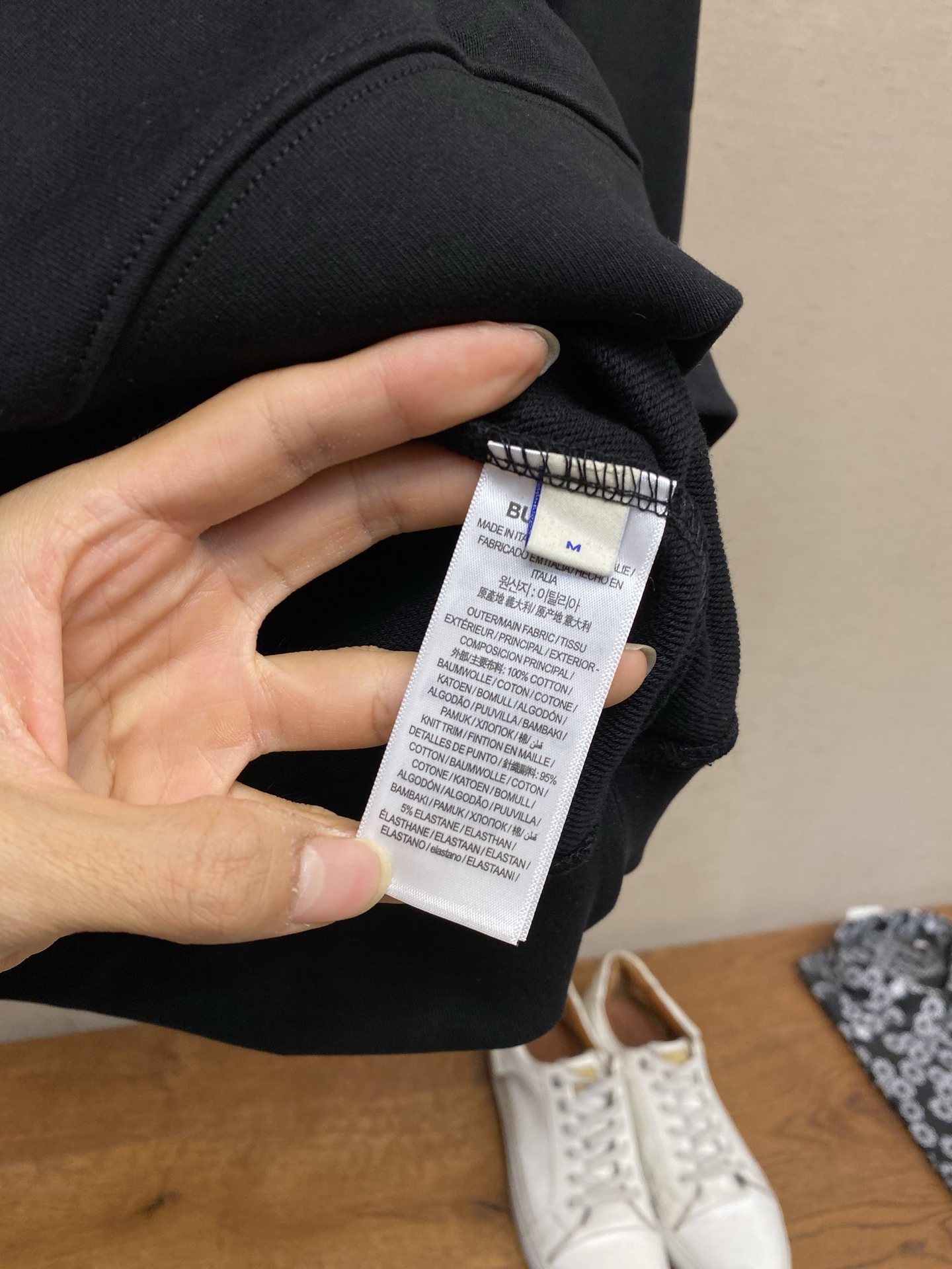 🌟🌟BBR 巴宝莉 经典TB字母刺绣圆领卫衣采用100%定织400g低弹无尘精棉面料，每一条都是手工单独