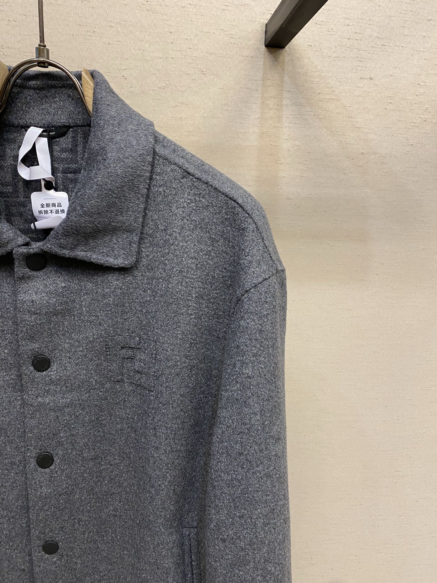 🌟🌟Fendi 翻领单排扣羊毛夹克外套 正品34000购入开发 定制560克70%羊毛混纺双F双面呢 定