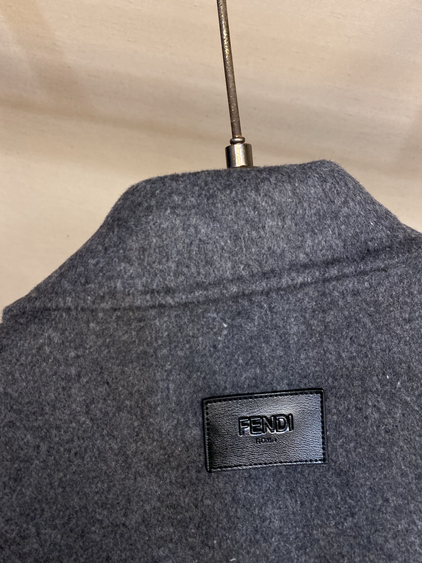 🌟🌟Fendi 翻领单排扣羊毛夹克外套 正品34000购入开发 定制560克70%羊毛混纺双F双面呢 定