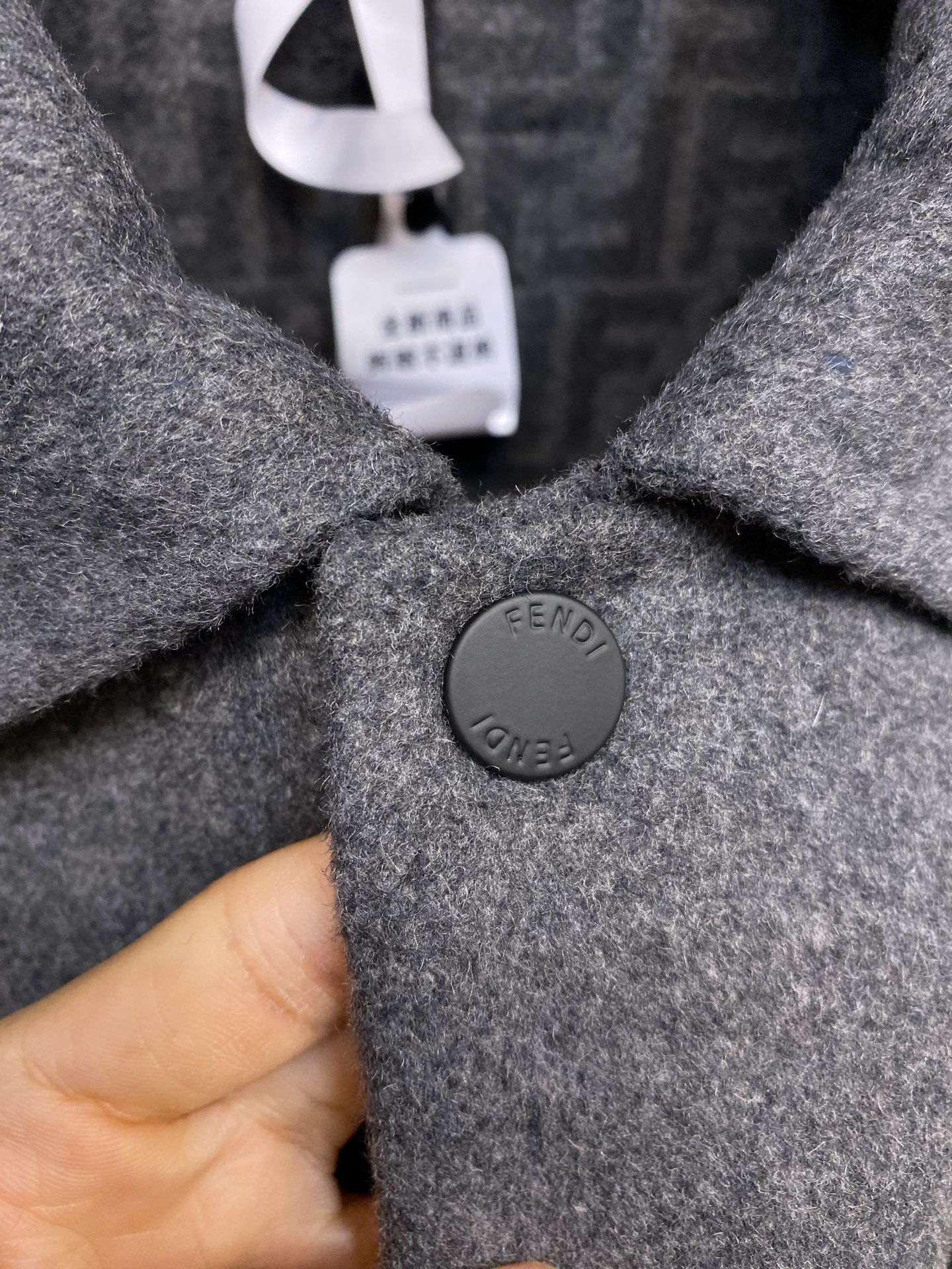 🌟🌟Fendi 翻领单排扣羊毛夹克外套 正品34000购入开发 定制560克70%羊毛混纺双F双面呢 定