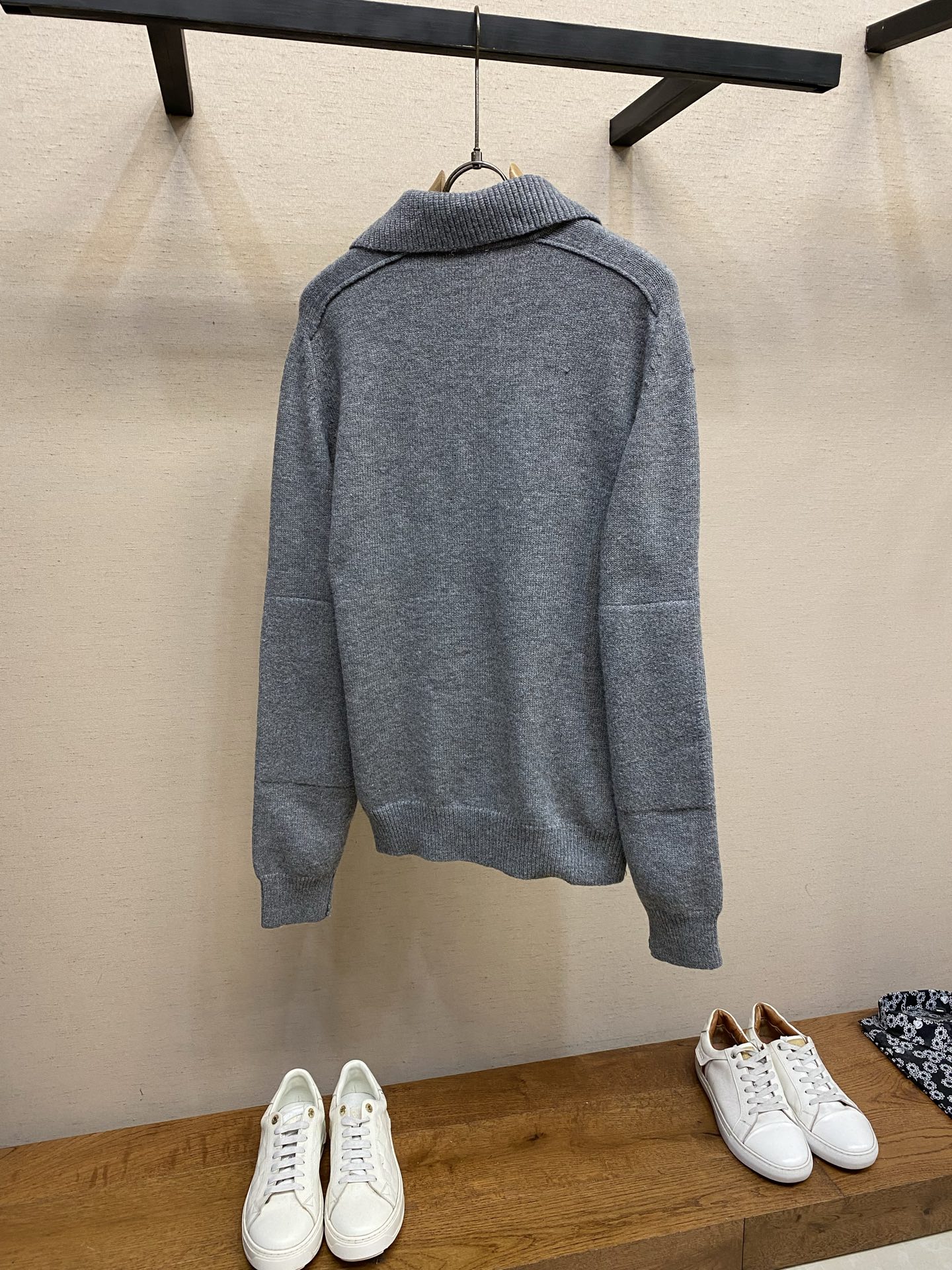 🌟🌟BBR 翻领肘部贴片羊绒开衫 正品11575购入 40支双股羊毛混纺毛料 采用进口织机（SOTO）5