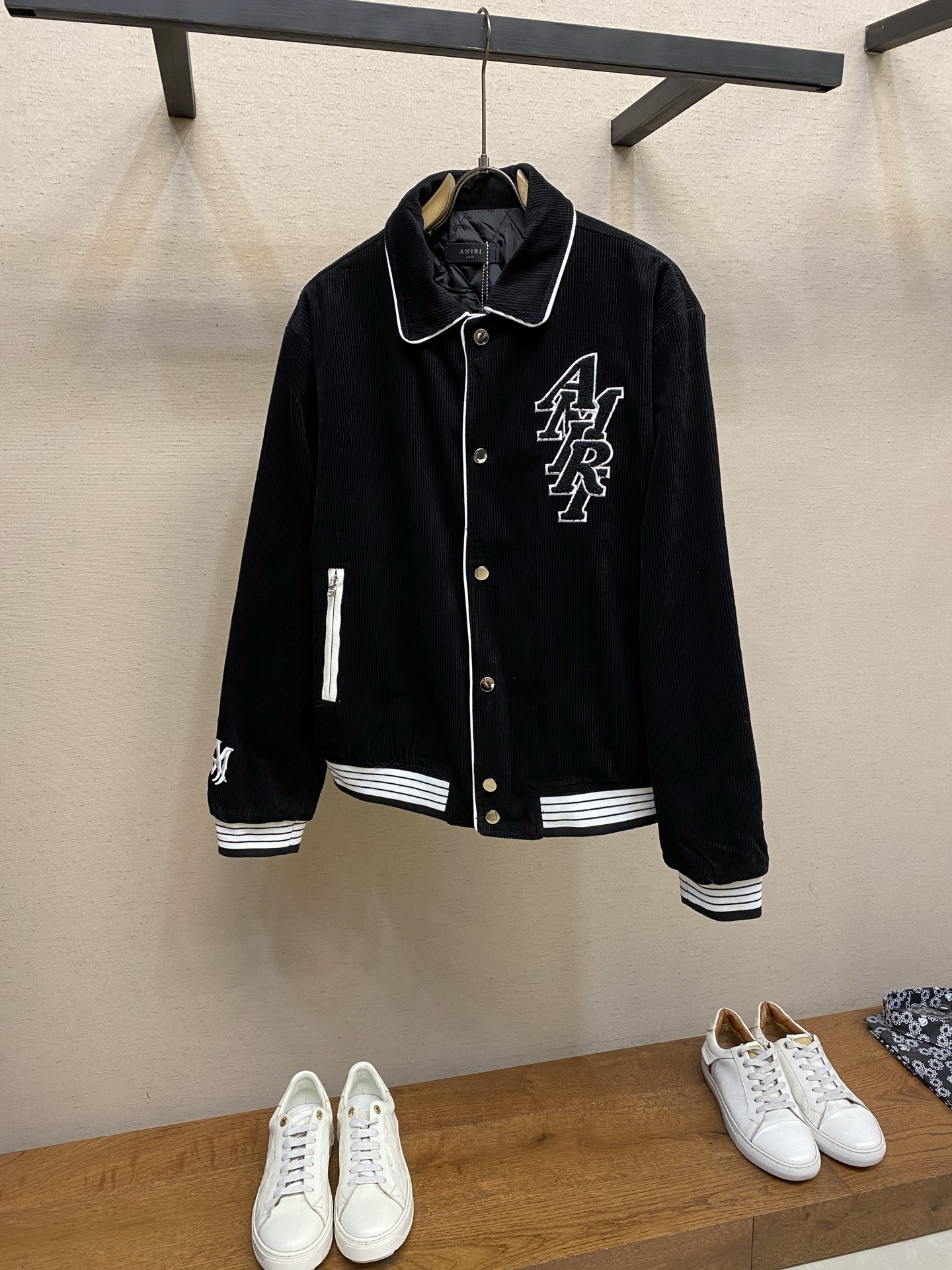 NO:684118,ANIRI new corduroy quilted lapel jacket, sizes S-XL,,jackets & coats,jackets & coats,19860909ANIRI 新款灯芯绒夹棉翻领夹克外套 尺码S-XL,,jackets & coats,jackets & coats,,Men's clothing