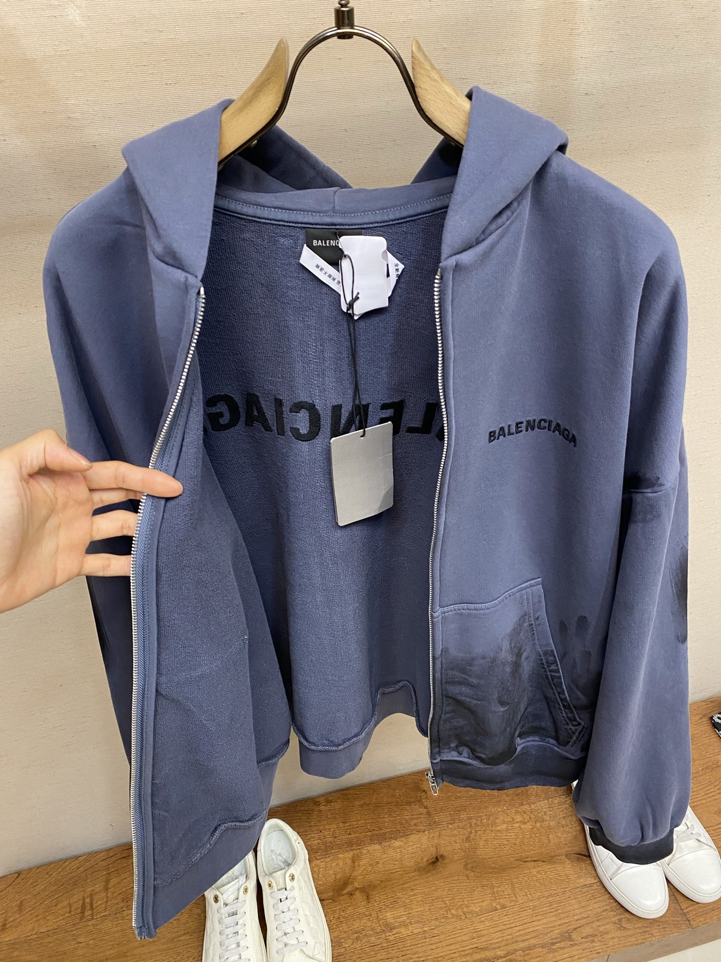 🌟🌟Balenciaga 连帽字母刺绣手绘长袖卫衣外套 正品11500购入开发 400克100%精梳棉巴