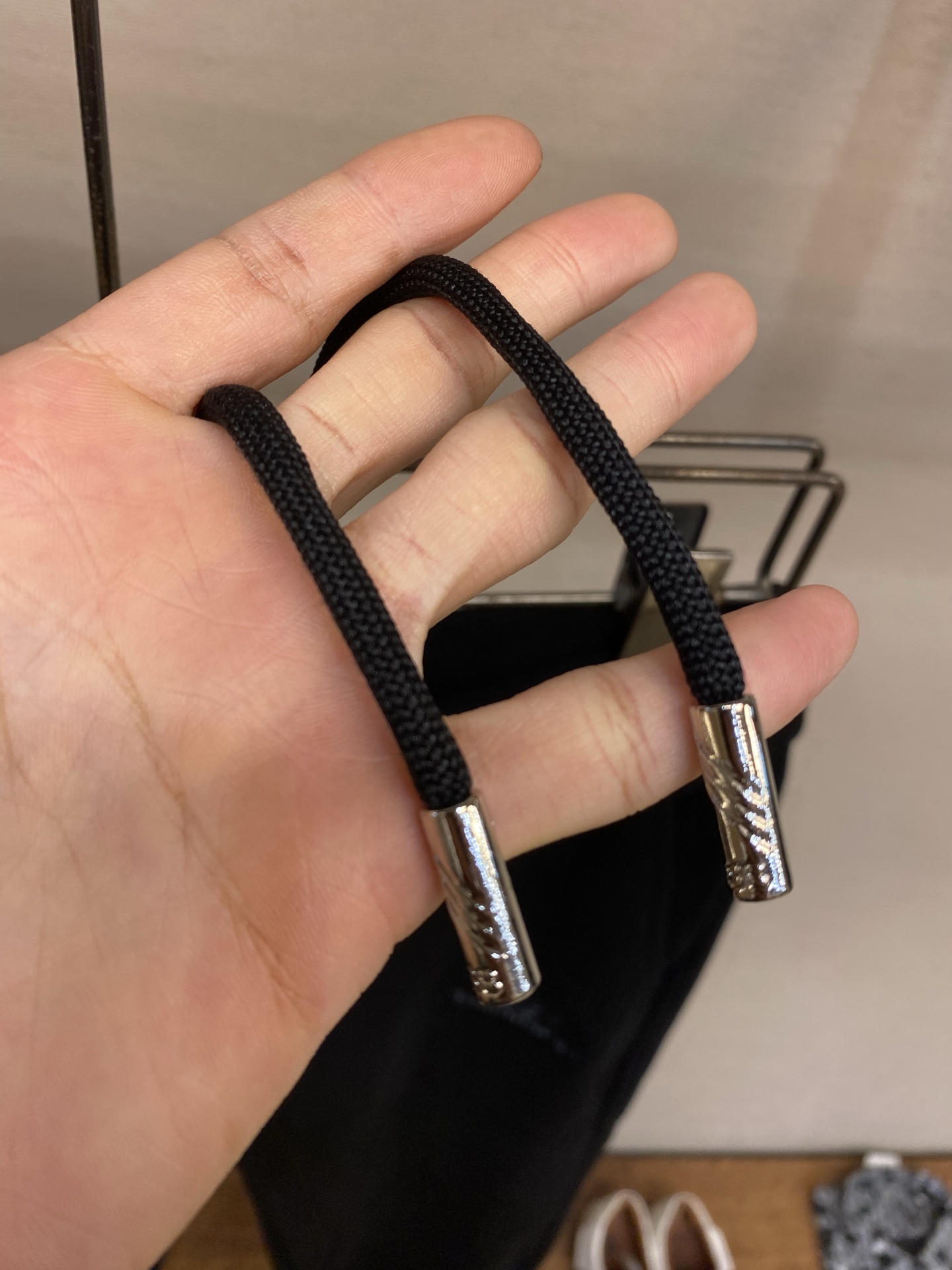 🌟🌟Balenciaga 男士休闲裤👍 最新款上身版型无敌正！绝对可以闭眼收的一款此款裤子非常百搭，弹力