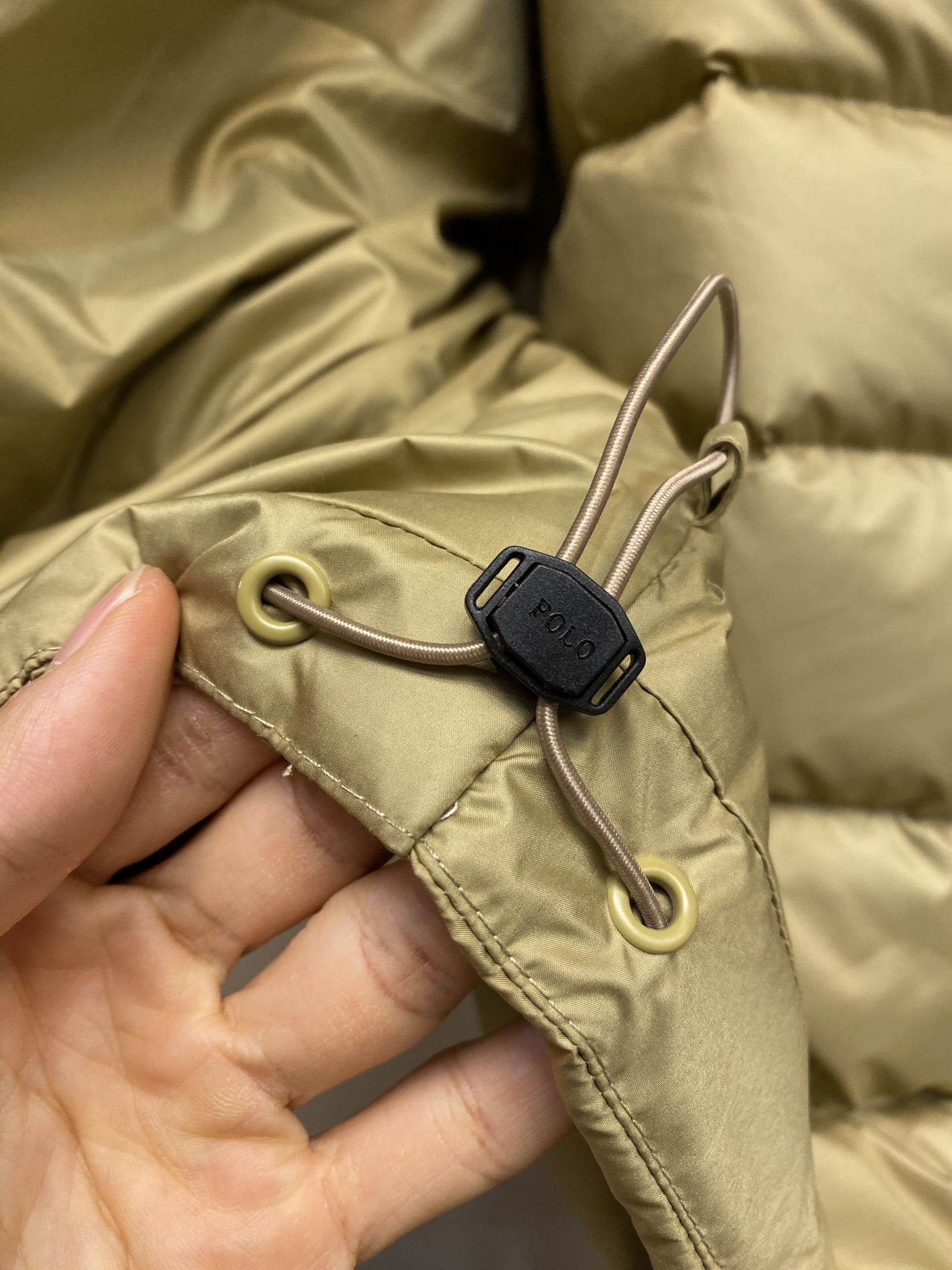 🌟🌟 RalP🆕h Lauren拉夫劳伦轻便羽绒服尼龙面料具有良好的防风防水性能，能有效阻挡外界风雨侵入