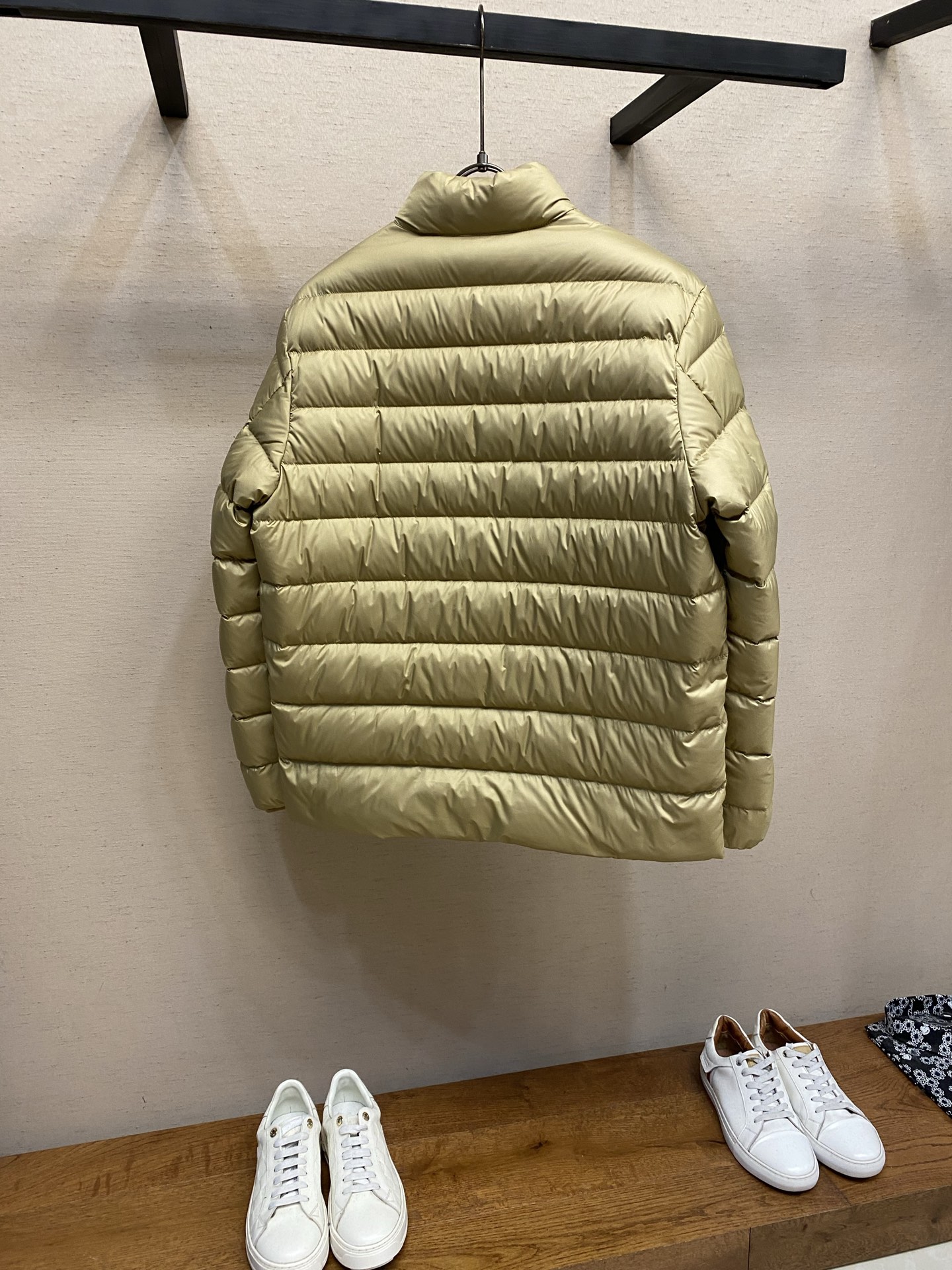 🌟🌟 RalP🆕h Lauren拉夫劳伦轻便羽绒服尼龙面料具有良好的防风防水性能，能有效阻挡外界风雨侵入