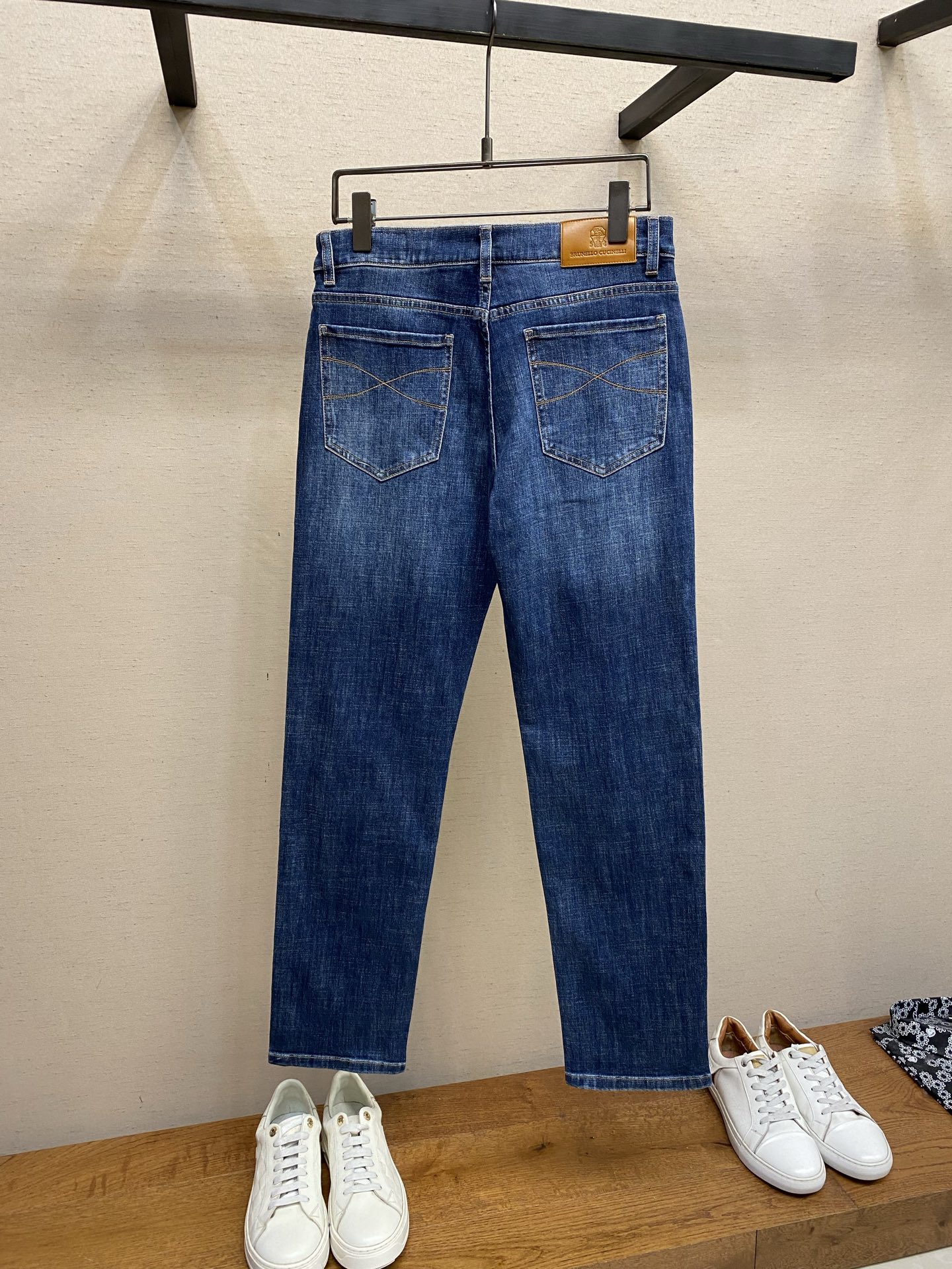 🌟🌟BC 2025ss好穿不挑身材在搭配上没有太多的限制 随意简洁的衬托其他单品，来展现自己的风格姿态～