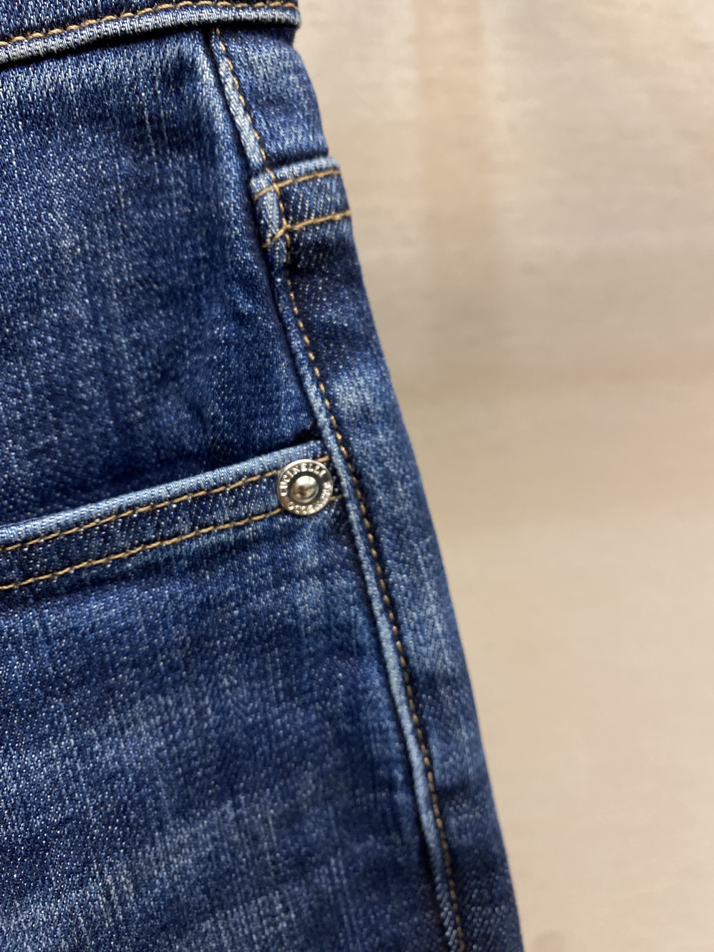 🌟🌟BC 2025ss好穿不挑身材在搭配上没有太多的限制 随意简洁的衬托其他单品，来展现自己的风格姿态～