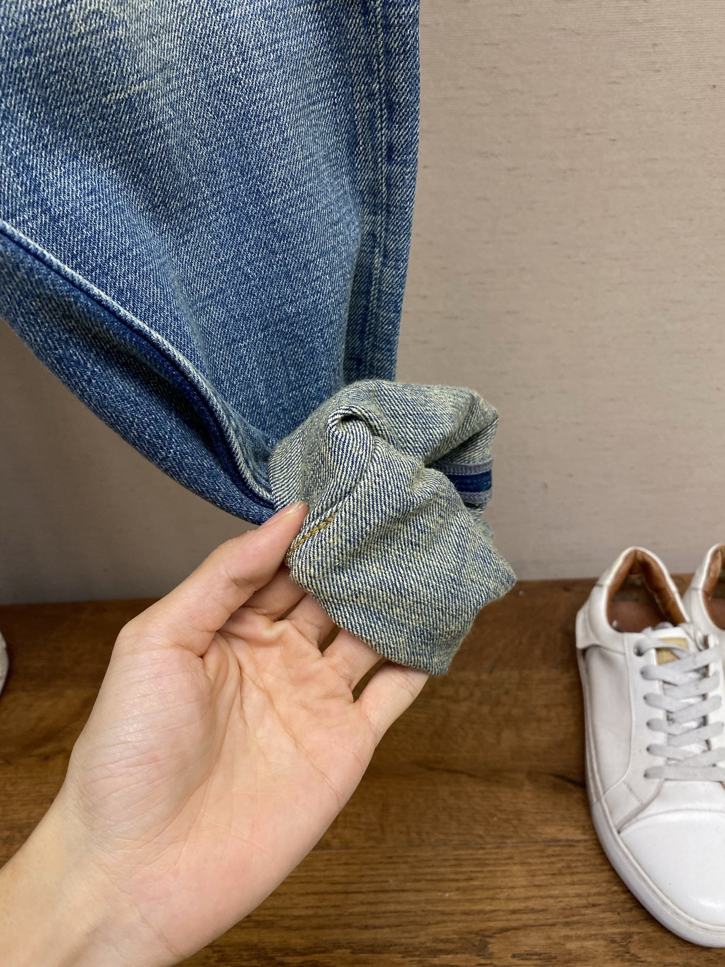 🌟🌟Gucci 2025ss好穿不挑身材在搭配上没有太多的限制 随意简洁的衬托其他单品，来展现自己的风格