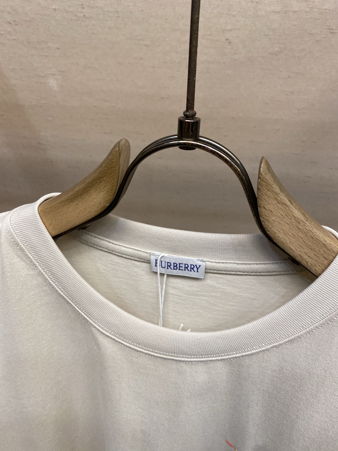 🌟🌟BBR 2026新品短袖T恤 常规版型，300g洗水棉，36支双纱平稳，紧密挺厚手感。四线密边，双线