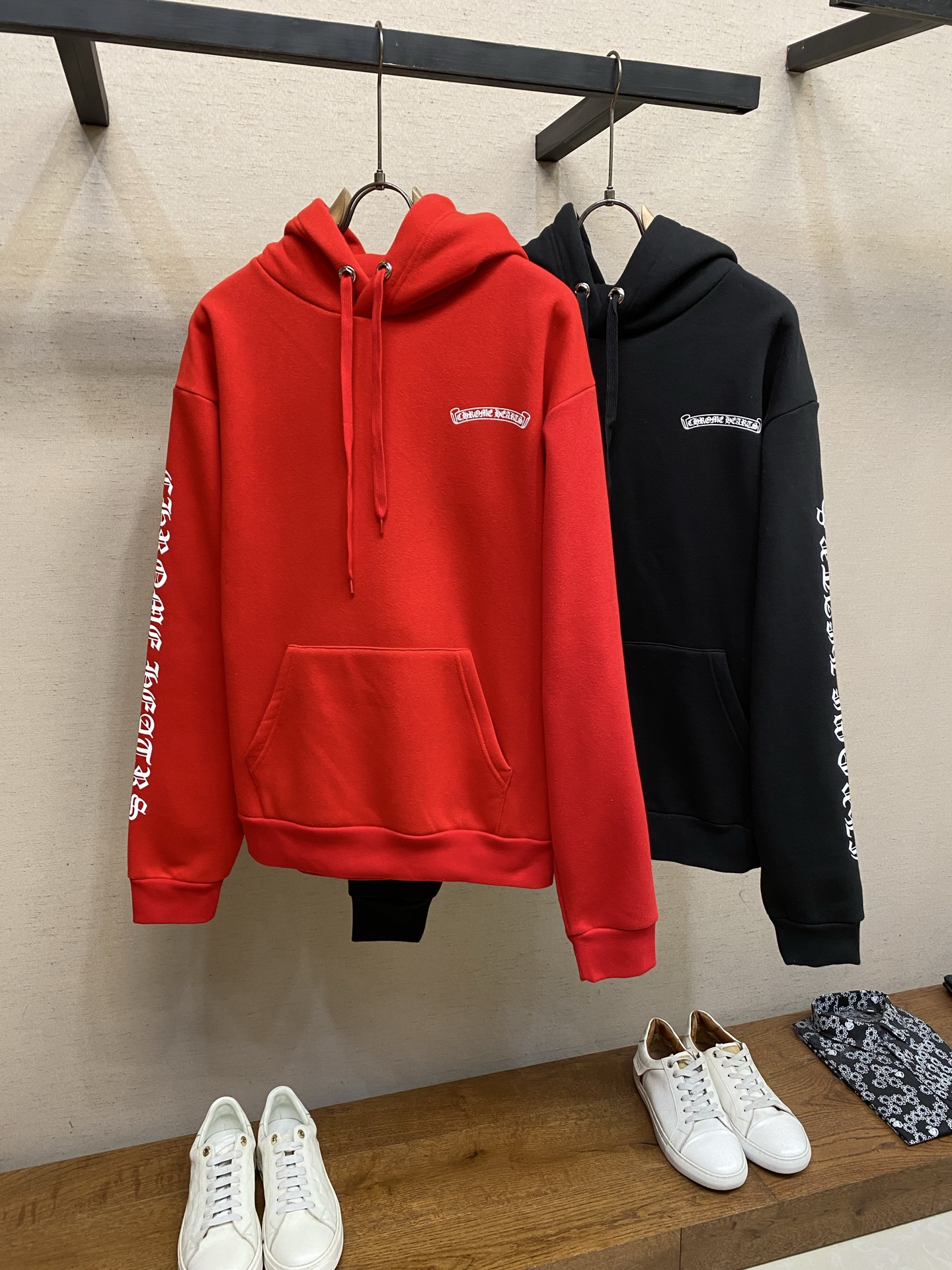 🌟🌟CH 克罗心 秋冬新款连帽休闲加绒宽松卫衣 logo贴布印花工艺 柔软薄绒细腻上身舒适 定做五金饰 