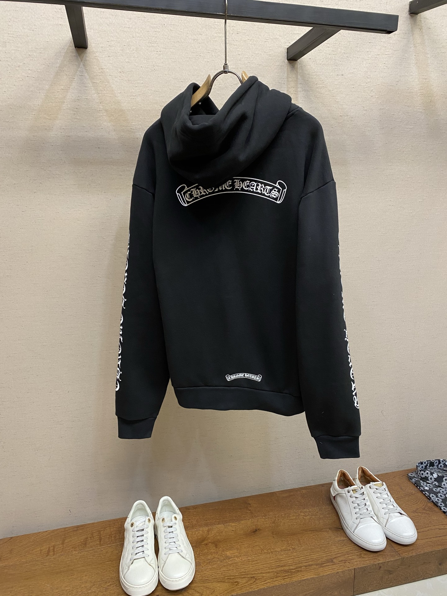 🌟🌟CH 克罗心 秋冬新款连帽休闲加绒宽松卫衣 logo贴布印花工艺 柔软薄绒细腻上身舒适 定做五金饰 