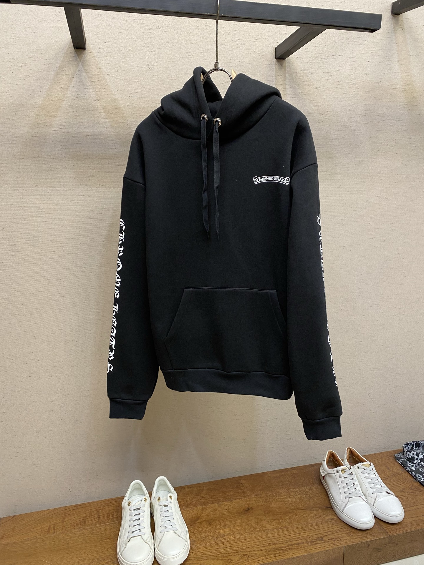 🌟🌟CH 克罗心 秋冬新款连帽休闲加绒宽松卫衣 logo贴布印花工艺 柔软薄绒细腻上身舒适 定做五金饰 