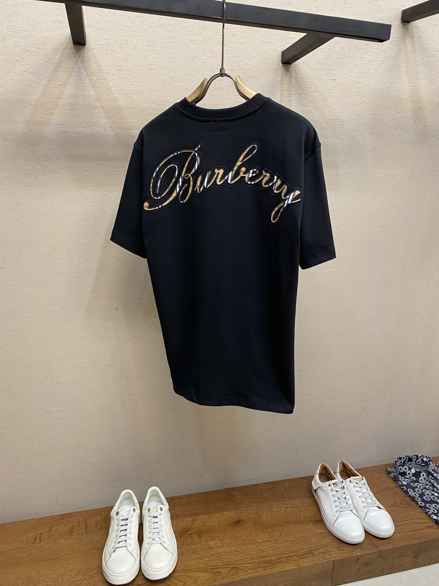 🌟🌟BBR Burberry男士短袖T恤， 柔软透气，夏天穿超舒服!背部草书Logo+格纹刺绣，细节满分