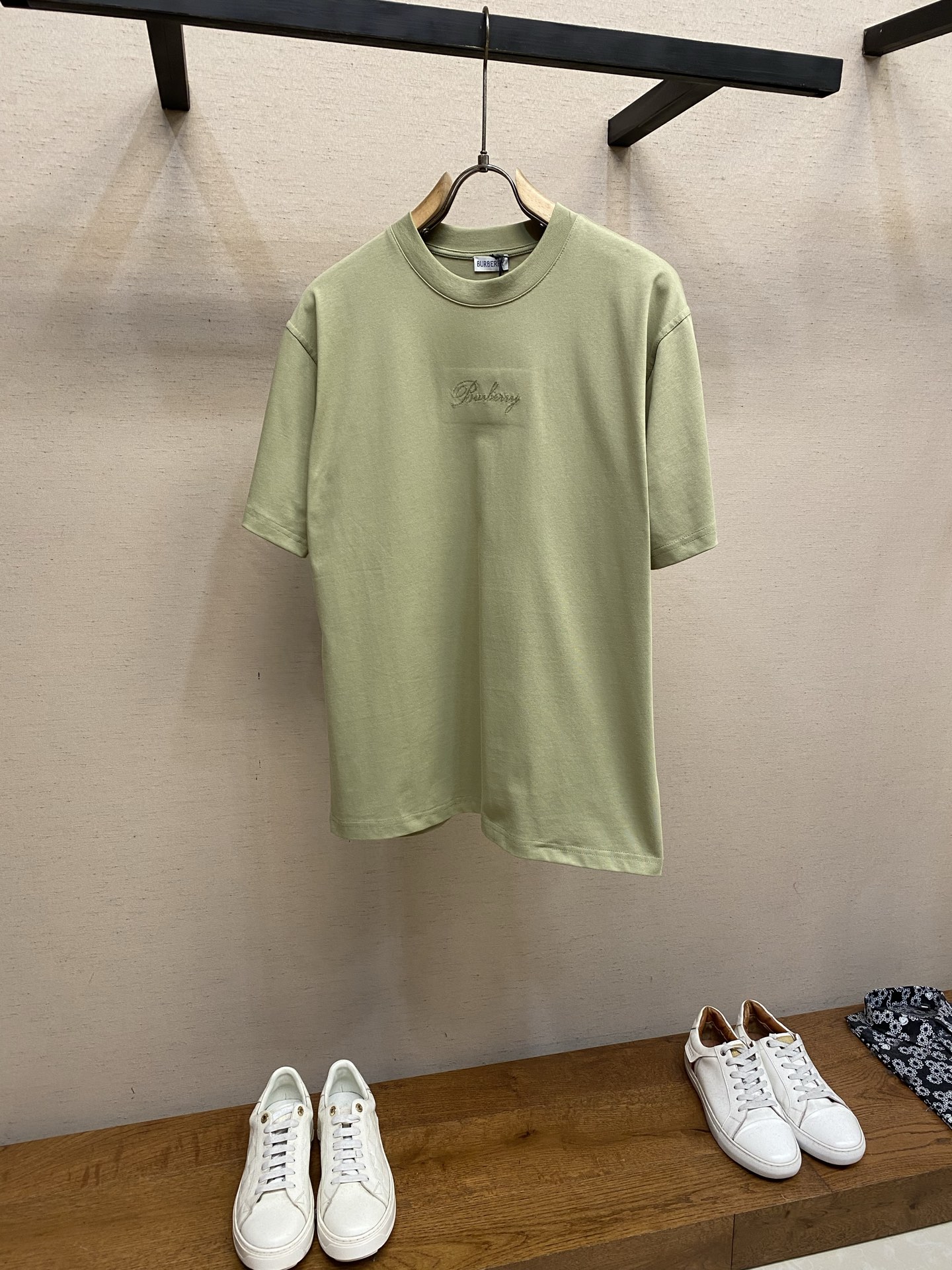 🌟🌟BBR Burberry男士短袖T恤， 柔软透气，夏天穿超舒服!背部草书Logo+格纹刺绣，细节满分