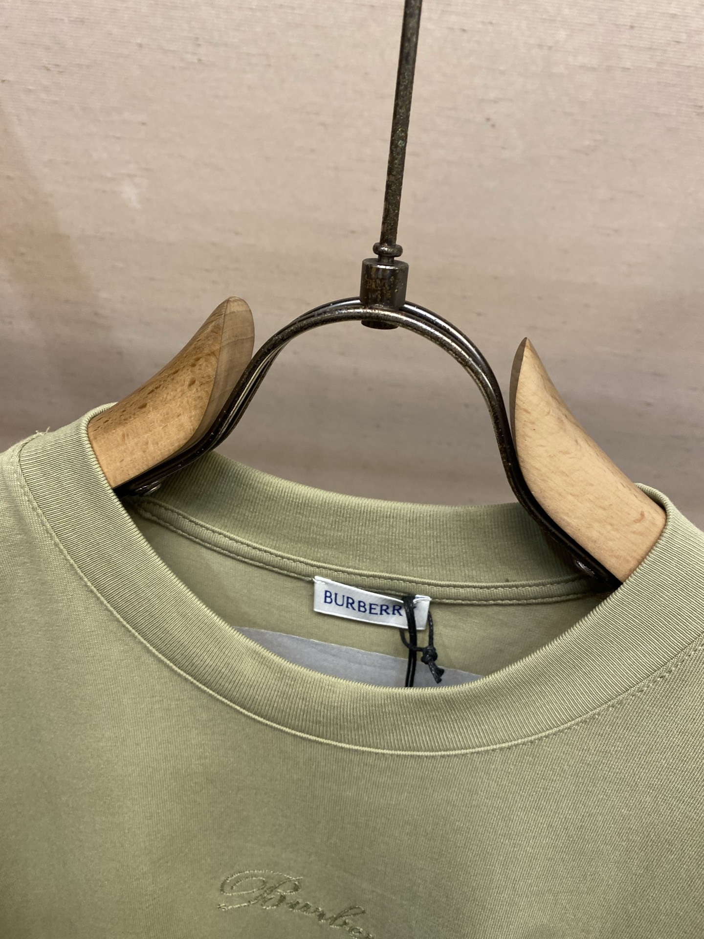 🌟🌟BBR Burberry男士短袖T恤， 柔软透气，夏天穿超舒服!背部草书Logo+格纹刺绣，细节满分