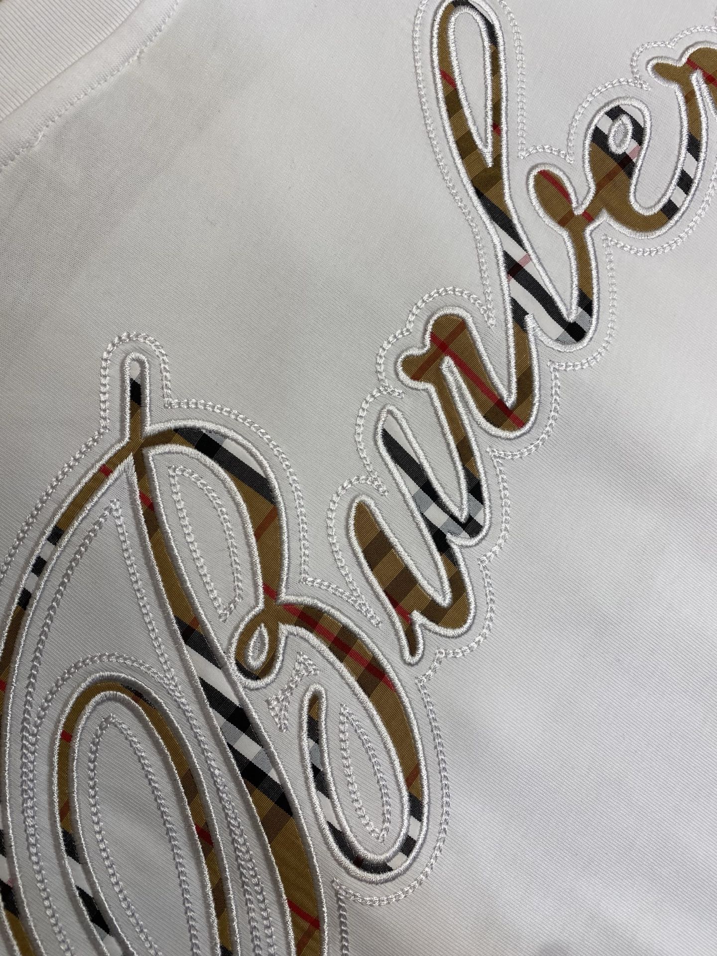 🌟🌟BBR Burberry男士短袖T恤， 柔软透气，夏天穿超舒服!背部草书Logo+格纹刺绣，细节满分