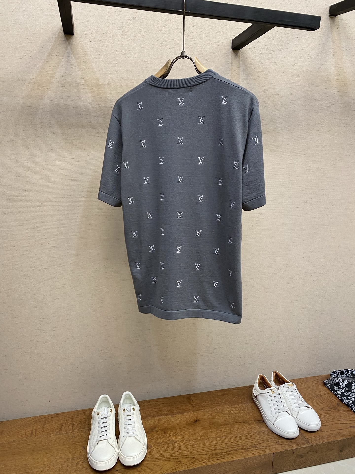 Alternative view of T-Shirt 11928