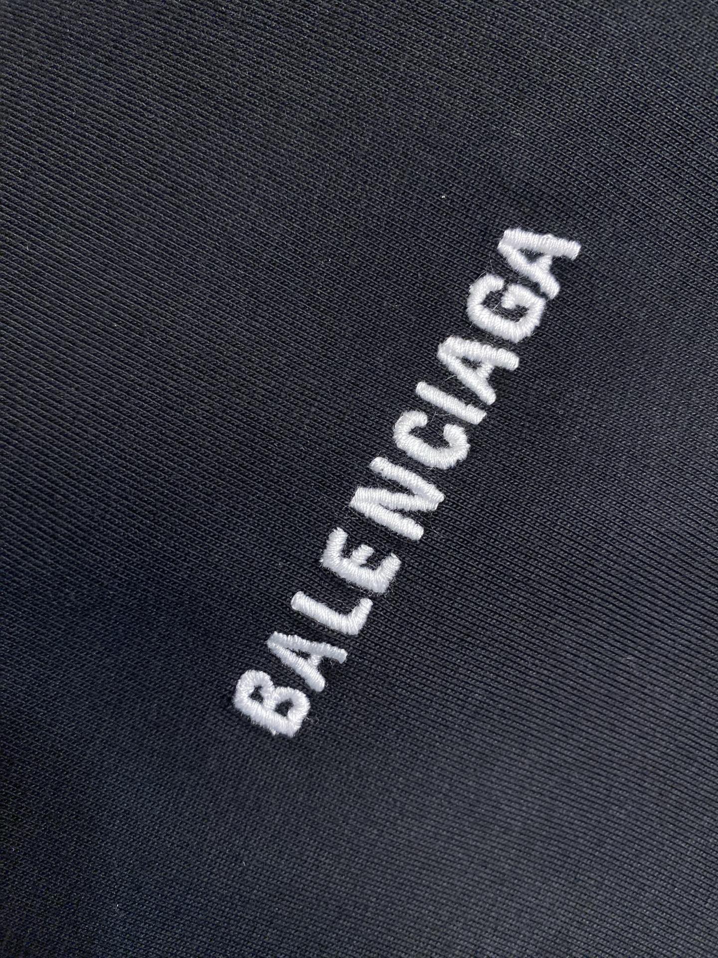 발렌시아가 26SS 남성 반팔 132329 Balenciaga T Shirt 썸네일 이미지
