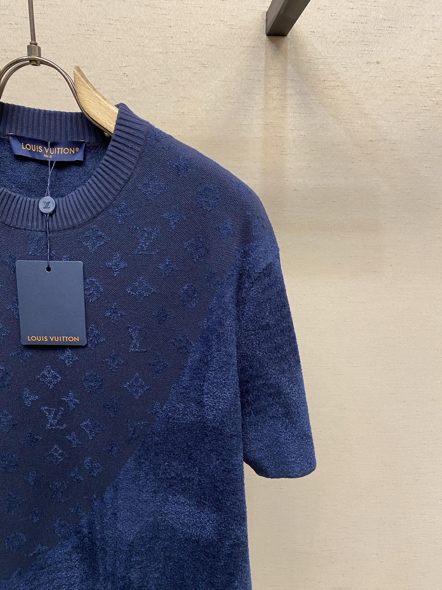 🌟🌟1V 提花短袖圆领衫 正品15100购入开发 60支高品精疏棉纱 18支人棉蜈蚣松纱 采用日本进口机