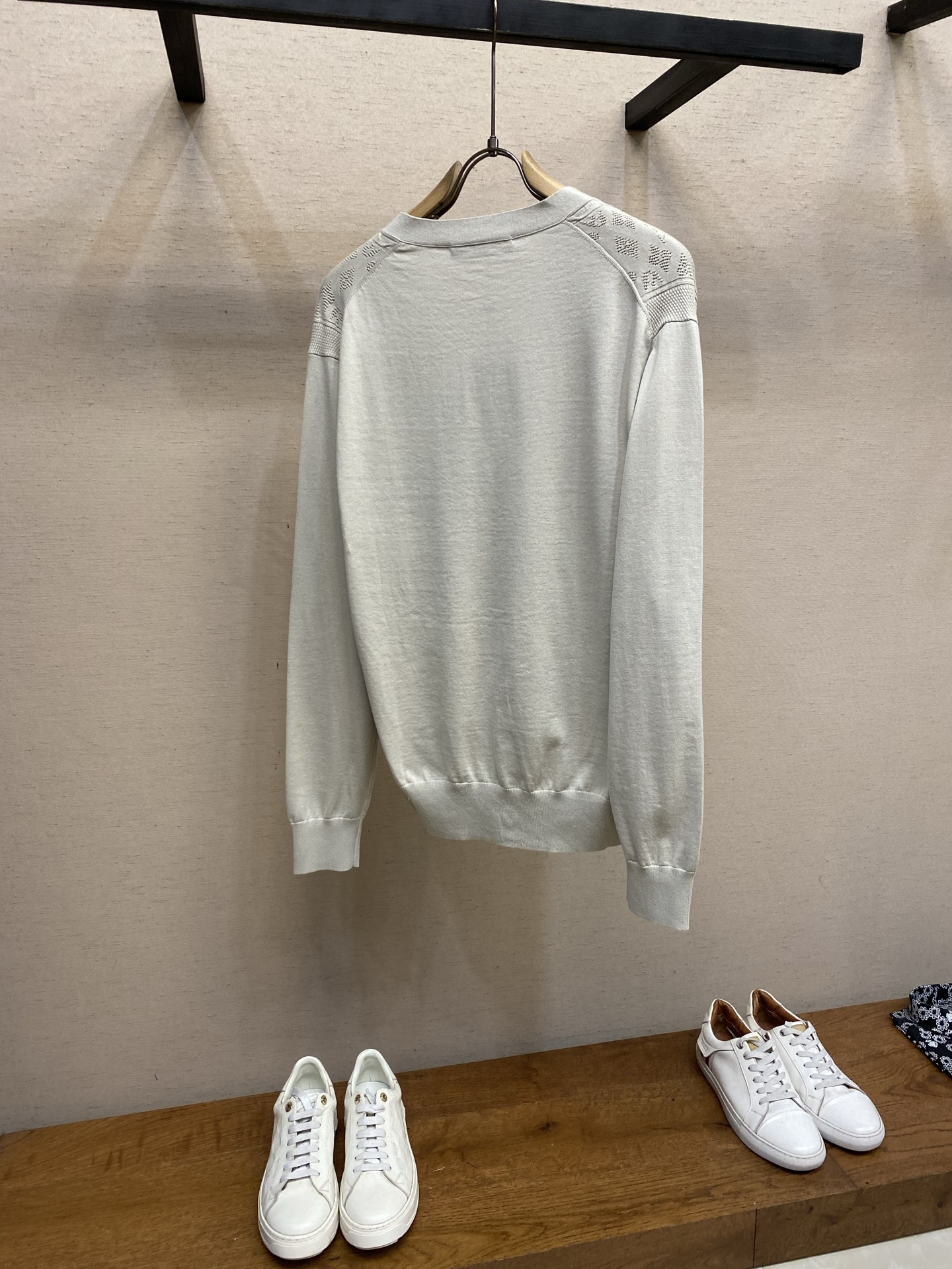 🌟🌟 1V/路易 SS26 Monogram镂空提花拼接针织毛衣开衫尺码：S-XLS：衣长66 胸围10