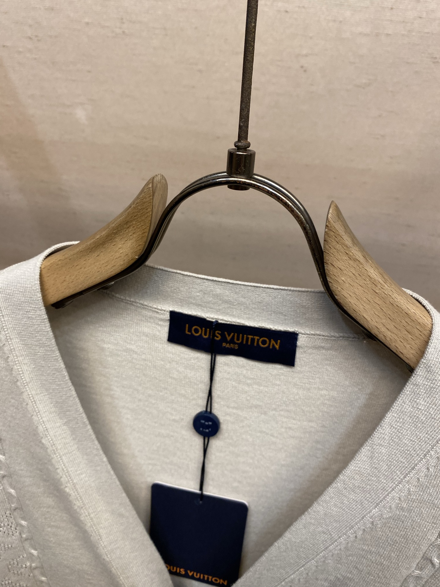 🌟🌟 1V/路易 SS26 Monogram镂空提花拼接针织毛衣开衫尺码：S-XLS：衣长66 胸围10