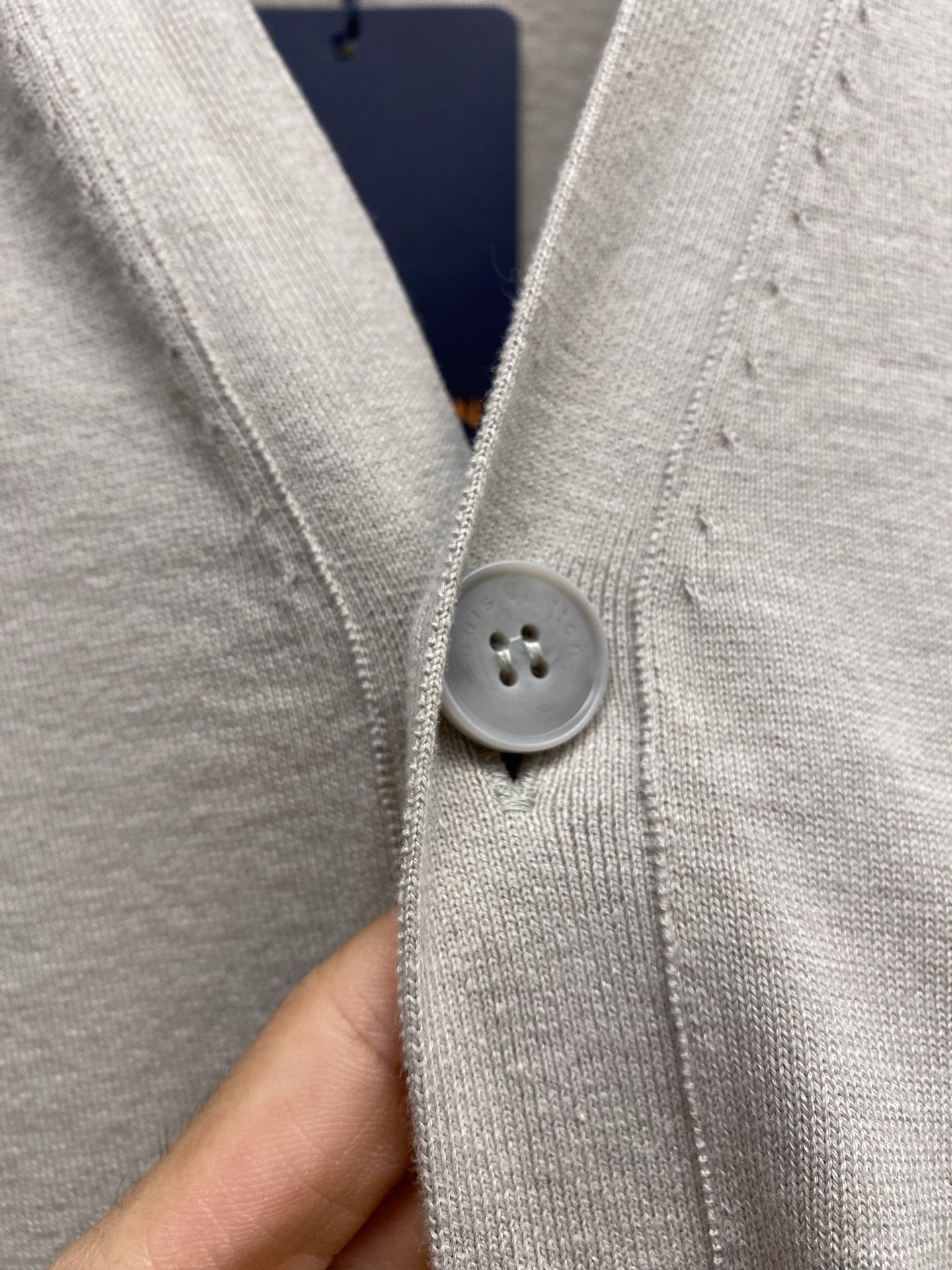 🌟🌟 1V/路易 SS26 Monogram镂空提花拼接针织毛衣开衫尺码：S-XLS：衣长66 胸围10