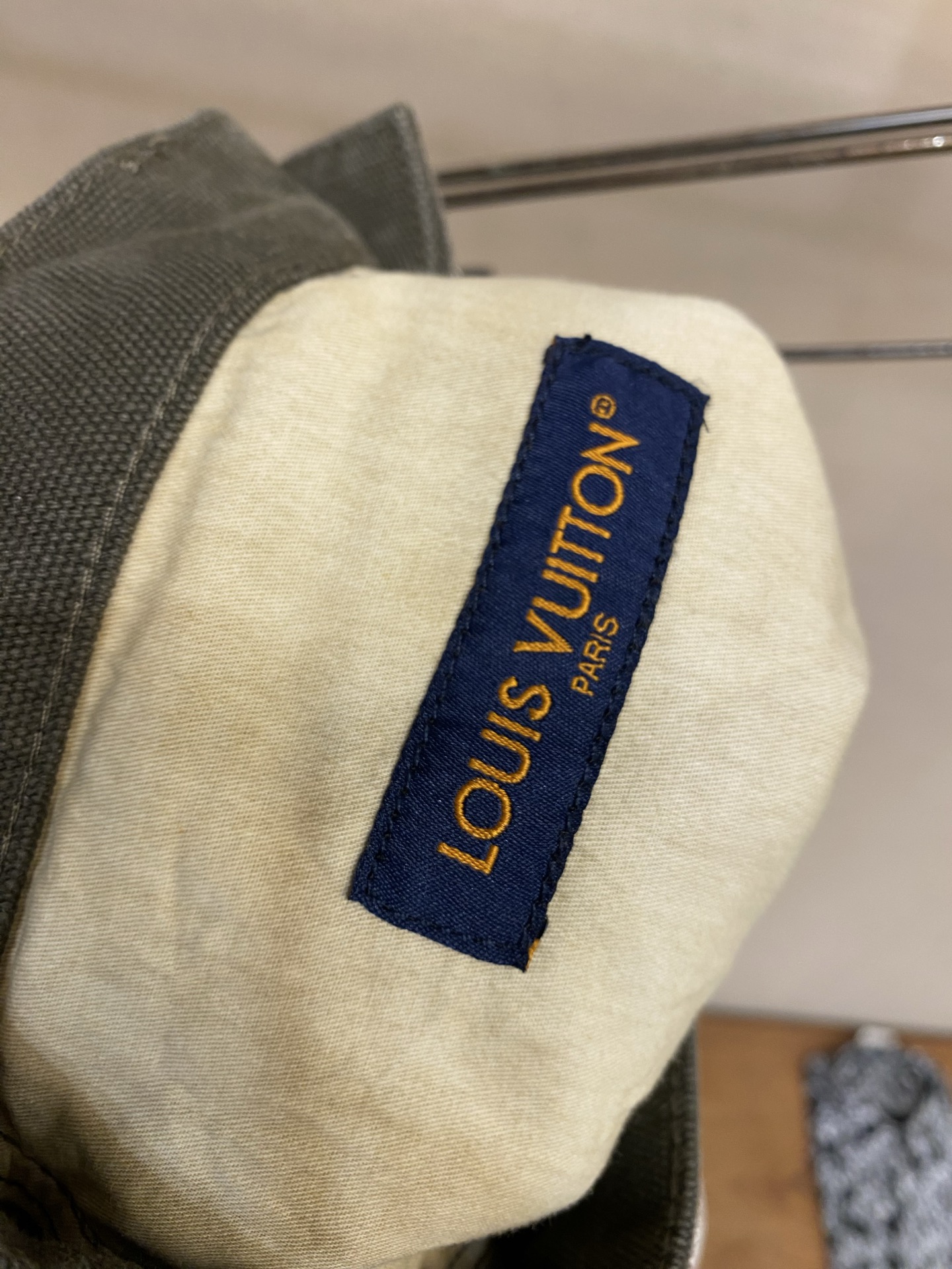 🌟🌟 1V/路易 FW25 monogram蜡面翻边满印帆布牛仔裤尺码：30，32，34，36