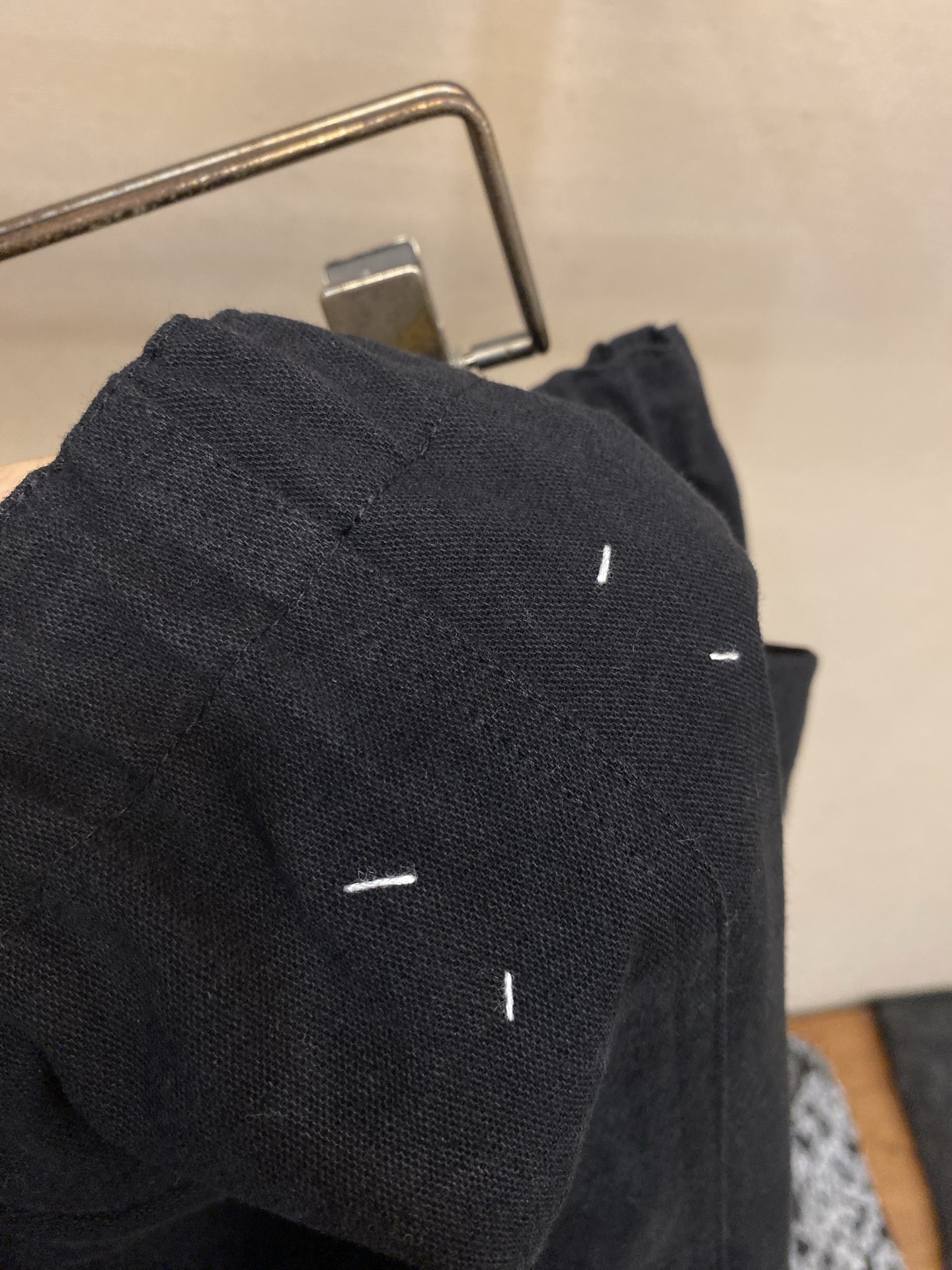 🌟🌟 Maison Margiela MM6马吉拉新款重磅黑色棉麻直筒宽松休闲裤 裤脚双层拼接设计 细节