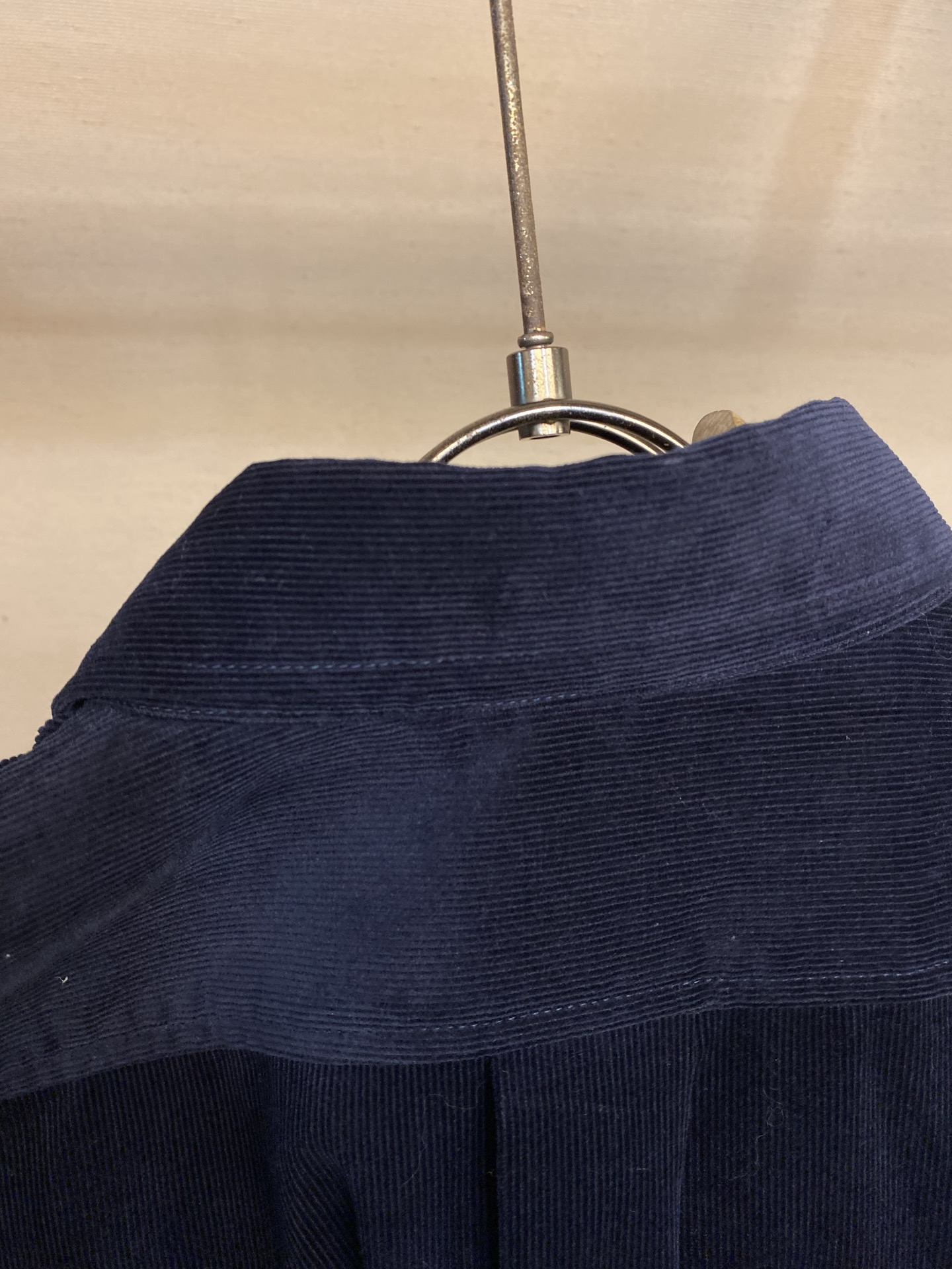 🌟🌟Fendi FD 春装新款 高级耐看深兰色灯芯绒衬衫外套 定做刻字五金 胸前口袋LOGO垫胶刺绣 宽