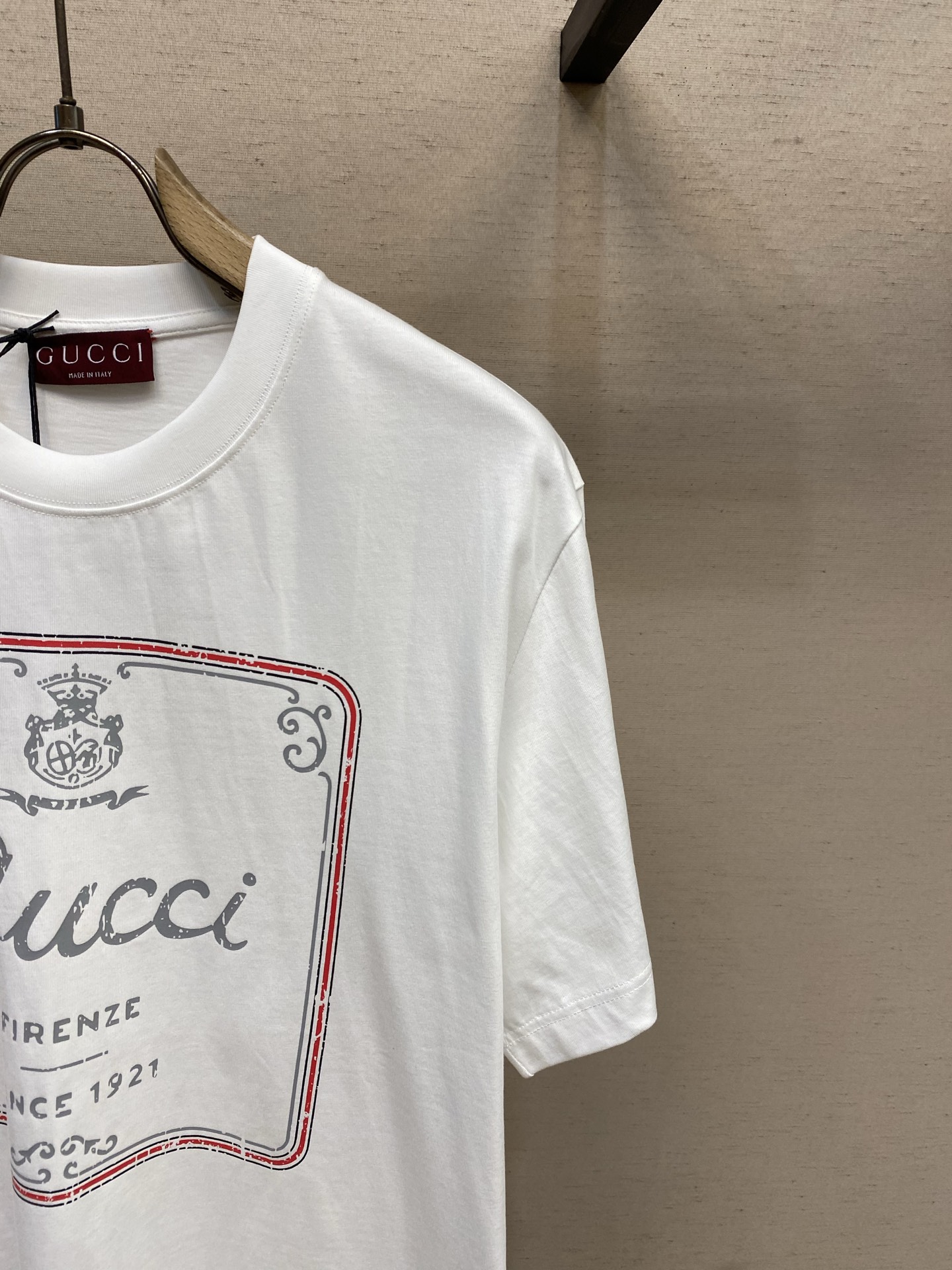 🌟🌟Gucci 26SS 典藏标识“Gu*ci Firenze Since 1921”经由不同工艺焕新演