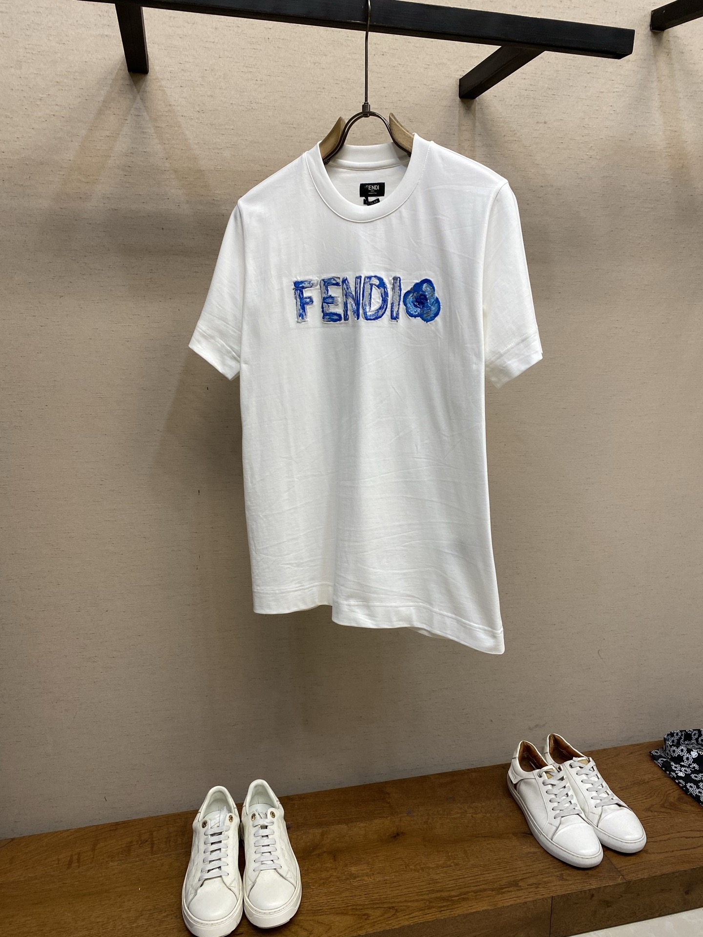 펜디 남성 반팔 26FW 49732