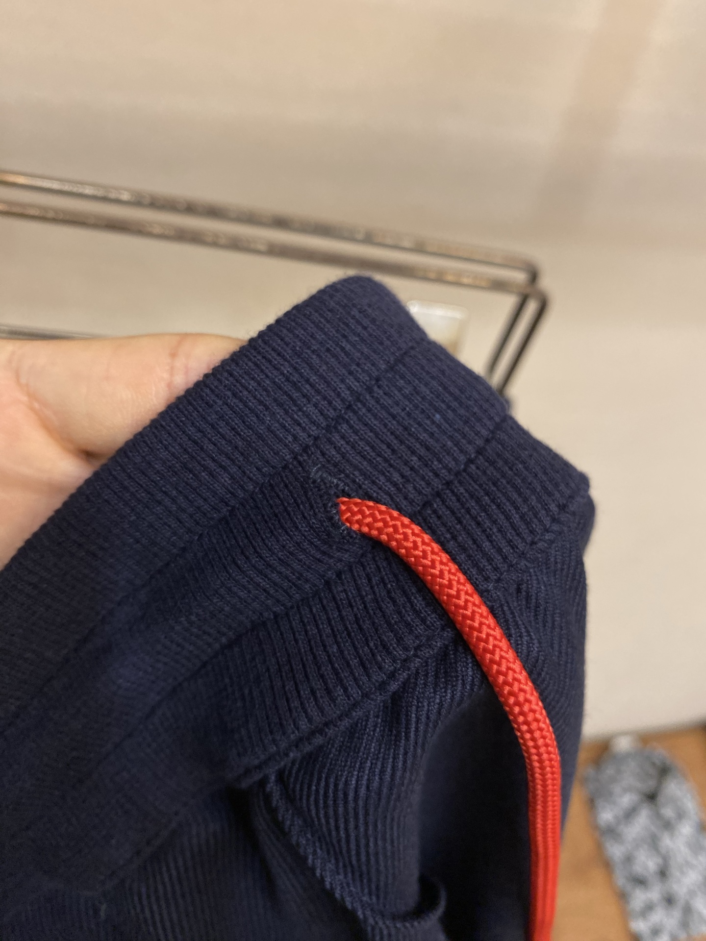 。（裤子）🌟🌟Loewe 罗意威 SS26 早春新品 撞色搭配标识刺绣直筒休闲长裤尺码：S-XL