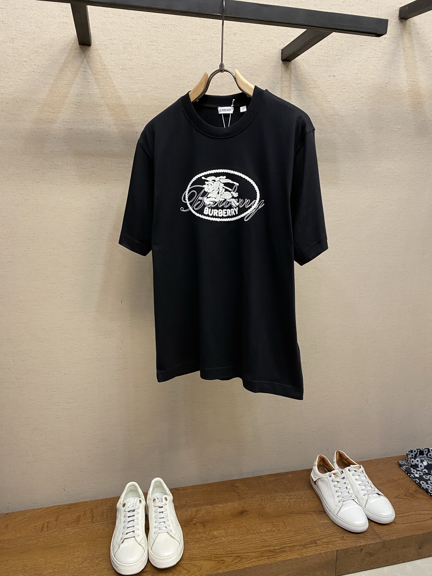버버리 로고 자수 프린트 니트 2014 Burberry T Shirt