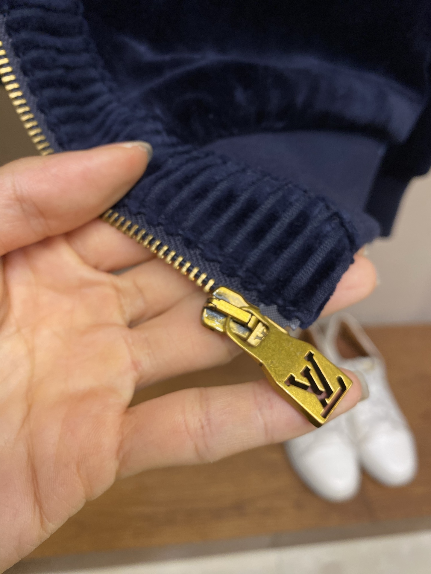 。（外套）🌟🌟1V 丝绒拉链口袋罗纹运动衫 正品20700购入开发 定染100%棉丝绒400克 定染10
