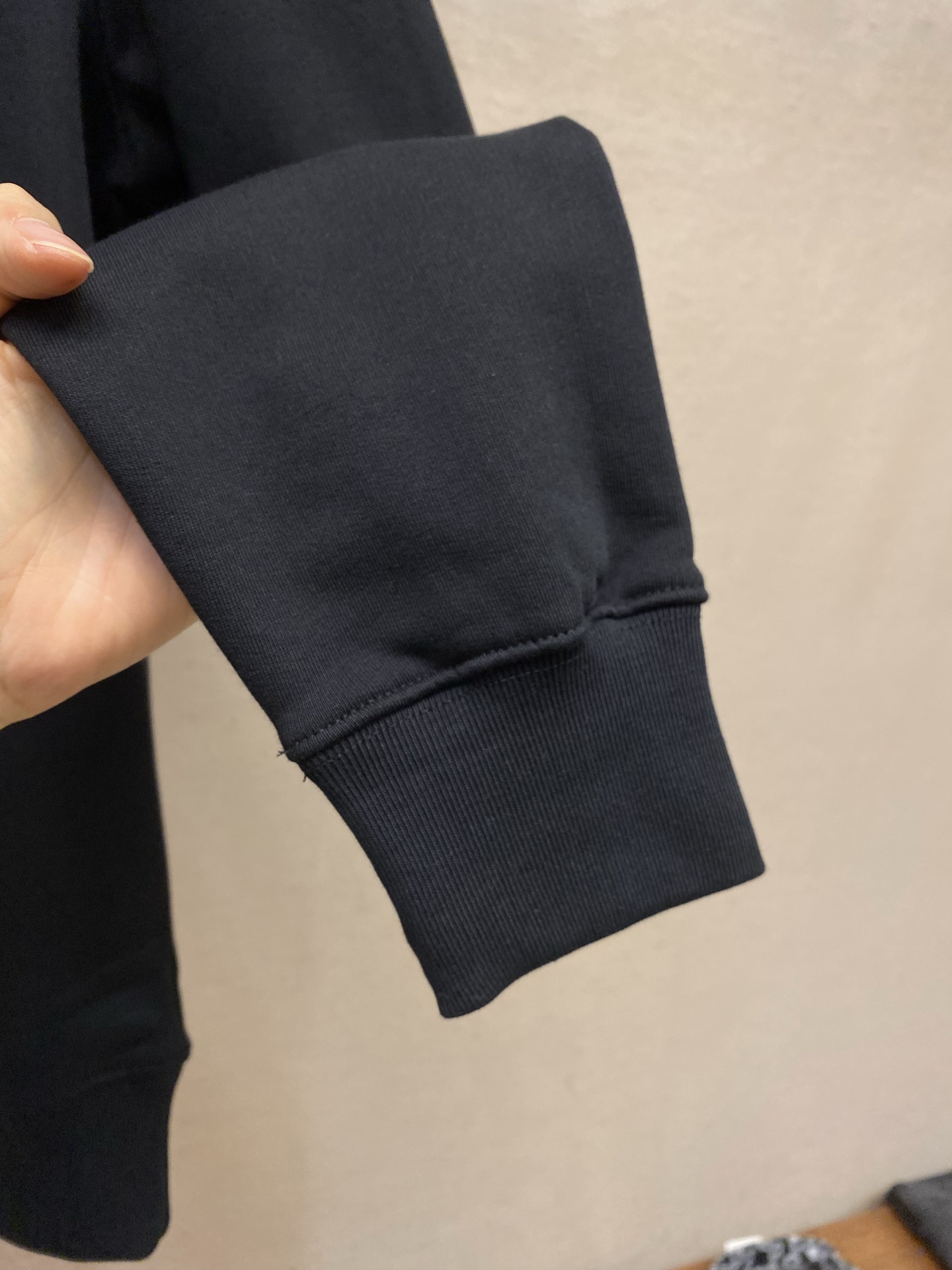 🌟🌟Dior 宣言刺绣圆领卫衣⚠️原¥13050购买；棉质鱼鳞底面料、斜纹挨针刺绣、常规圆领版型、新款辅