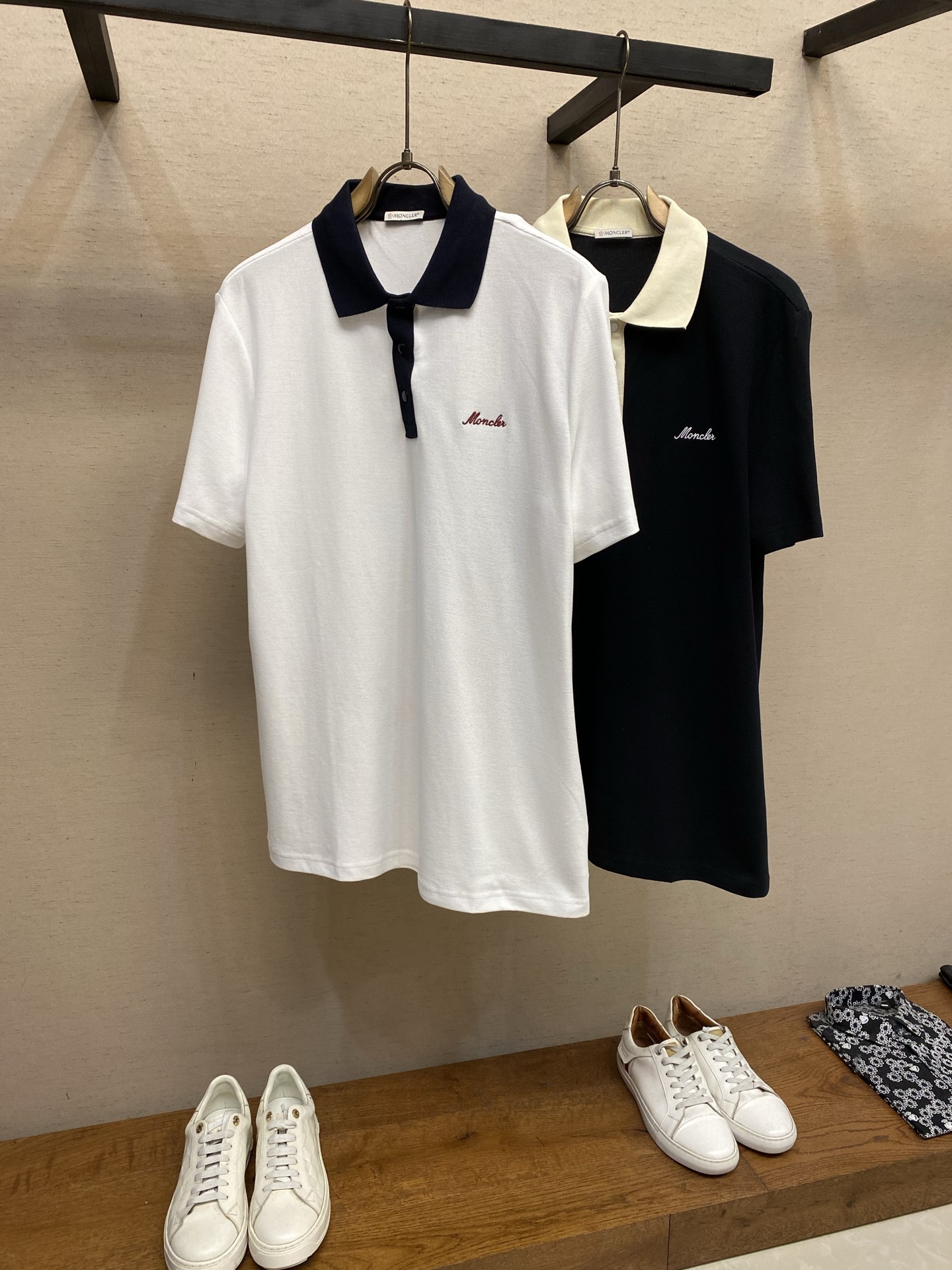 🌟🌟Moncler 刺绣标识短袖休闲POLO衫 正品3500购入开发 100%精梳棉六棱珠地布220克 