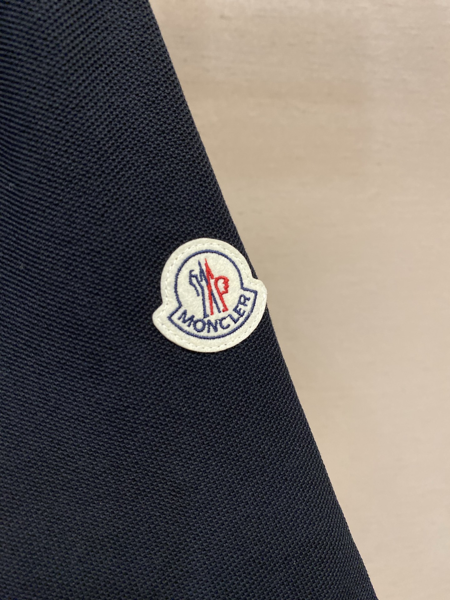🌟🌟Moncler 刺绣标识短袖休闲POLO衫 正品3500购入开发 100%精梳棉六棱珠地布220克 