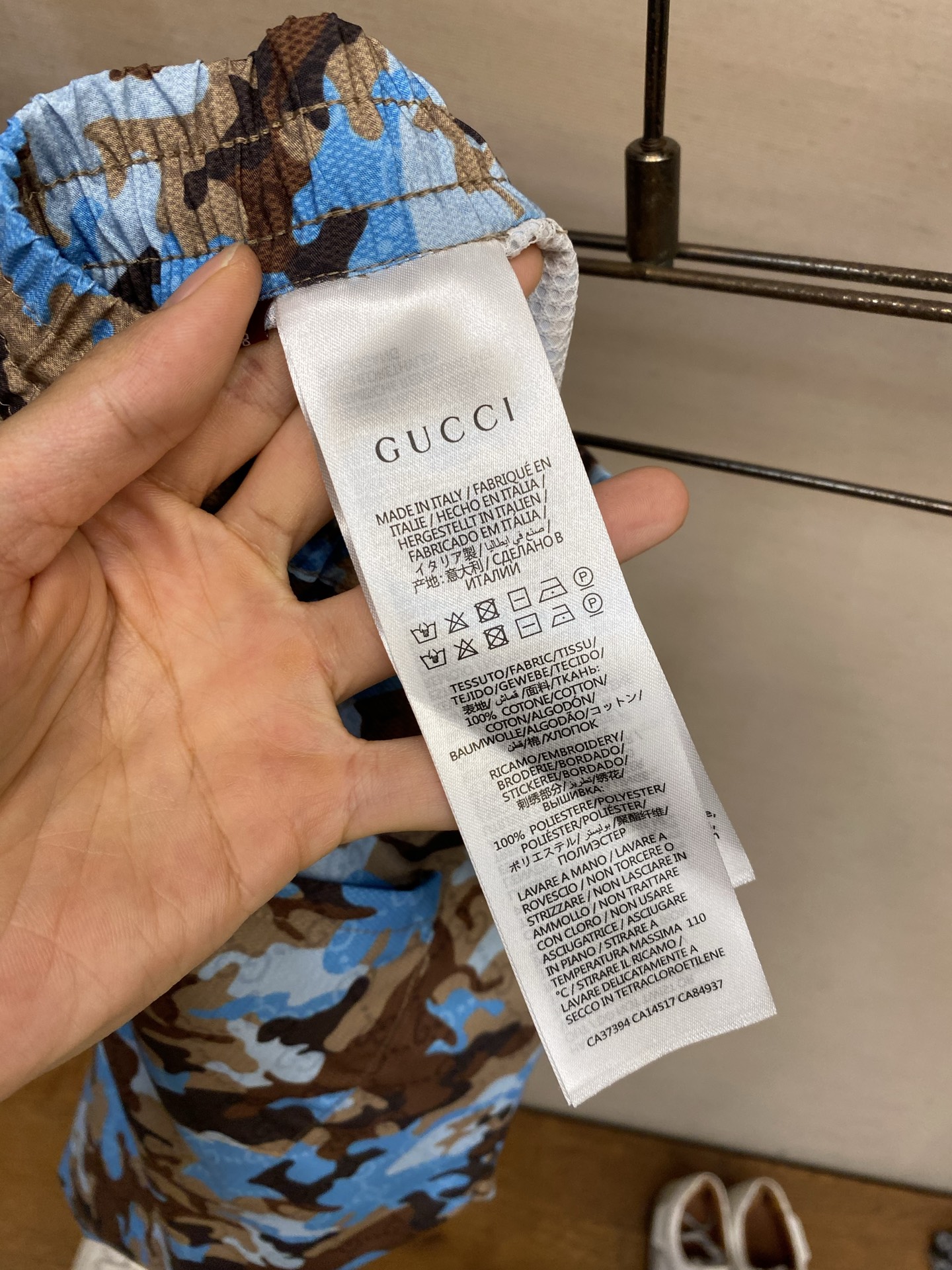 。（短裤）🌟🌟Gucci 26春夏新品，迷彩图案以印花细节匠心呈现，经典双G老花多出对花对位复原，两侧开