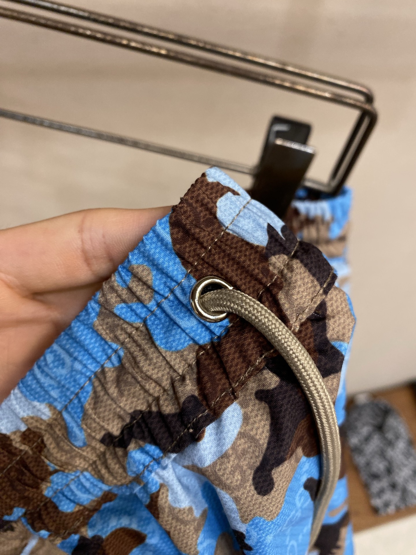 。（短裤）🌟🌟Gucci 26春夏新品，迷彩图案以印花细节匠心呈现，经典双G老花多出对花对位复原，两侧开
