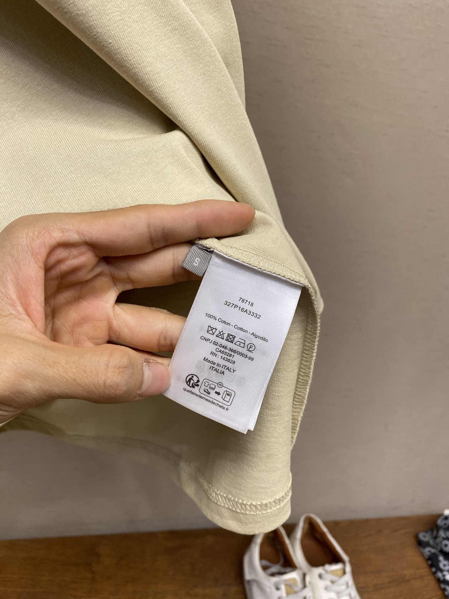 🌟🌟Dior 2026春夏新品，100％全棉300g面料，柔软亲肤，挺阔有垂坠感。四线密边做工精细，前幅