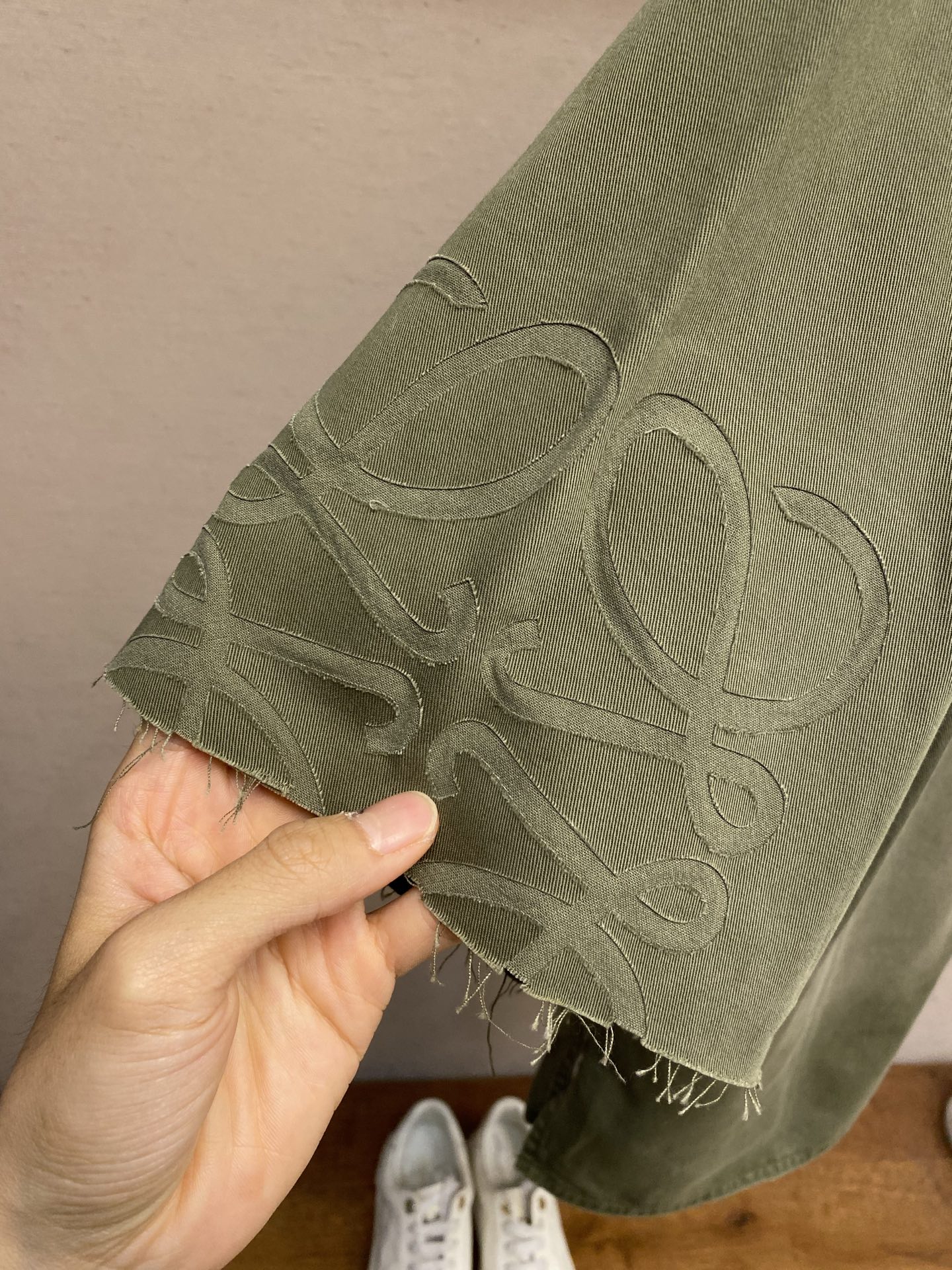 🌟🌟Loewe 罗意威新款 重工洗水渐变烧花logo牛仔衫翻领短袖T恤 定制刻字纽扣 可单穿可外搭尺码：