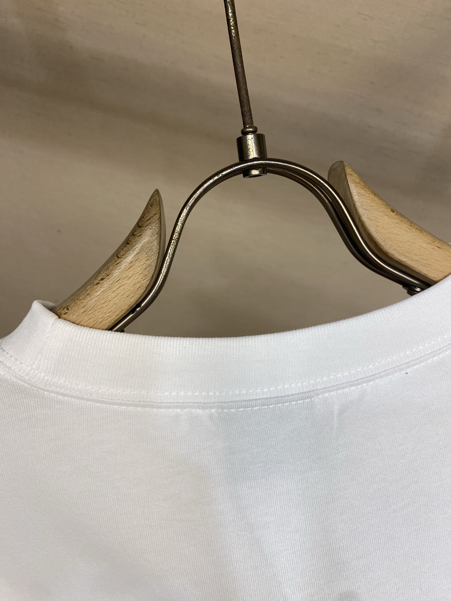 （上衣）🌟🌟Balenciaga ，液化印绣圆领短袖⚠️原¥6150购买；纯棉平纹针织面料、正面饰以we
