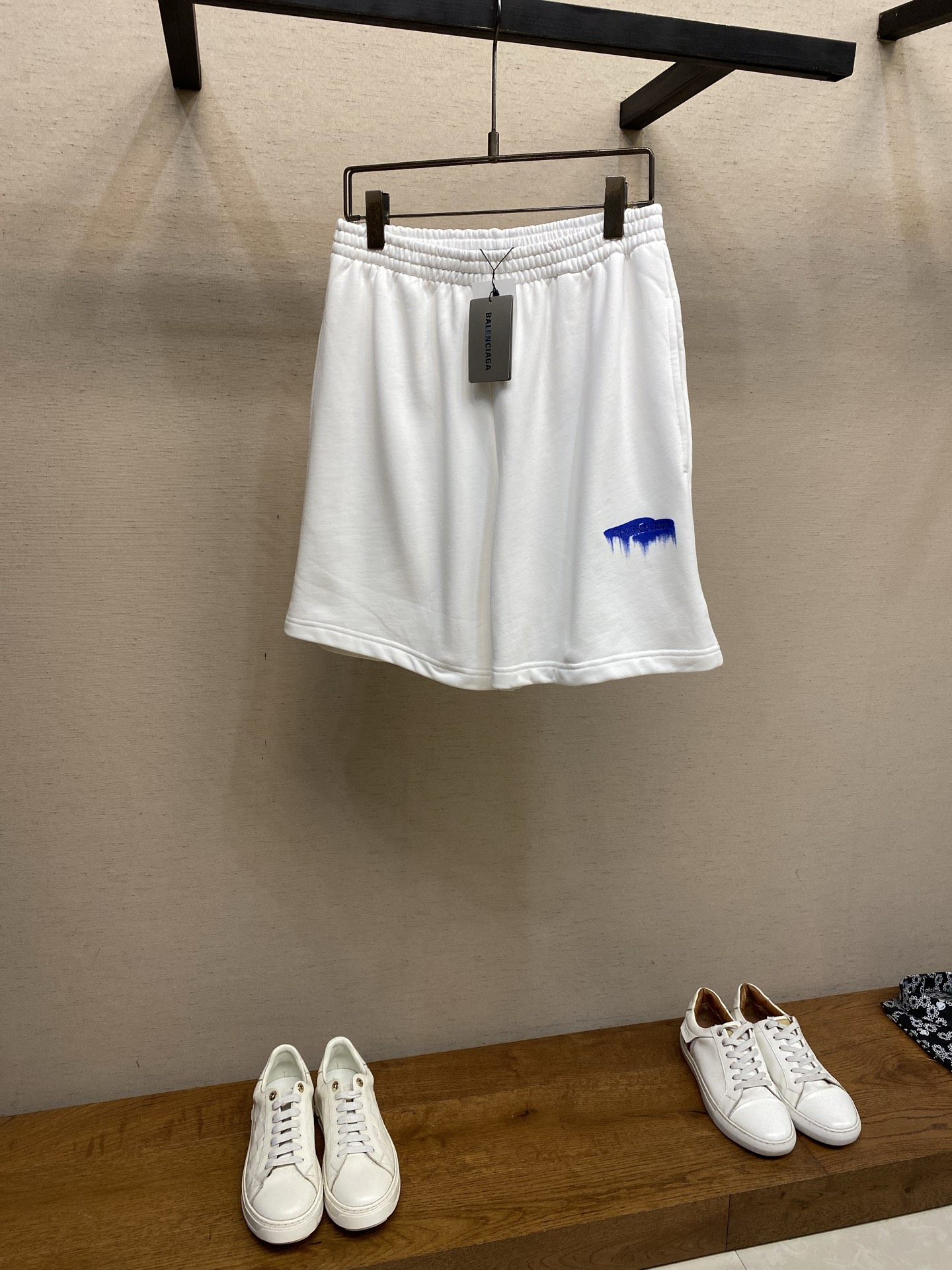 （短裤）🌟🌟Balenciaga ，液化印绣短裤⚠️原¥7850购买；抓绒底复合面料、正面饰以wet b