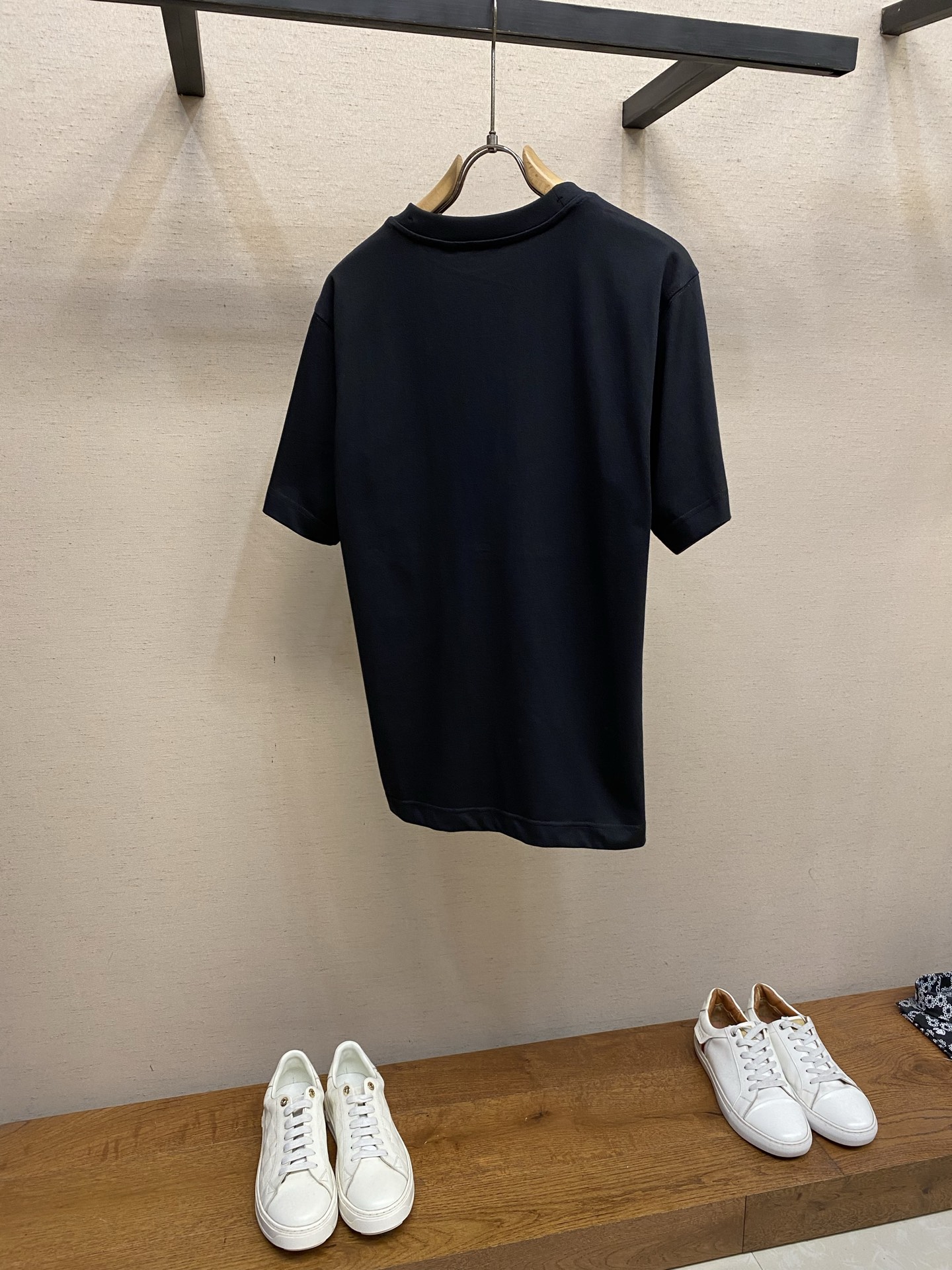 🌟🌟 BBR ，金属铁马圆领短袖发售色系：黑色、白色⚠️原,550购买；中厚平织棉面料、复古感金属马术骑