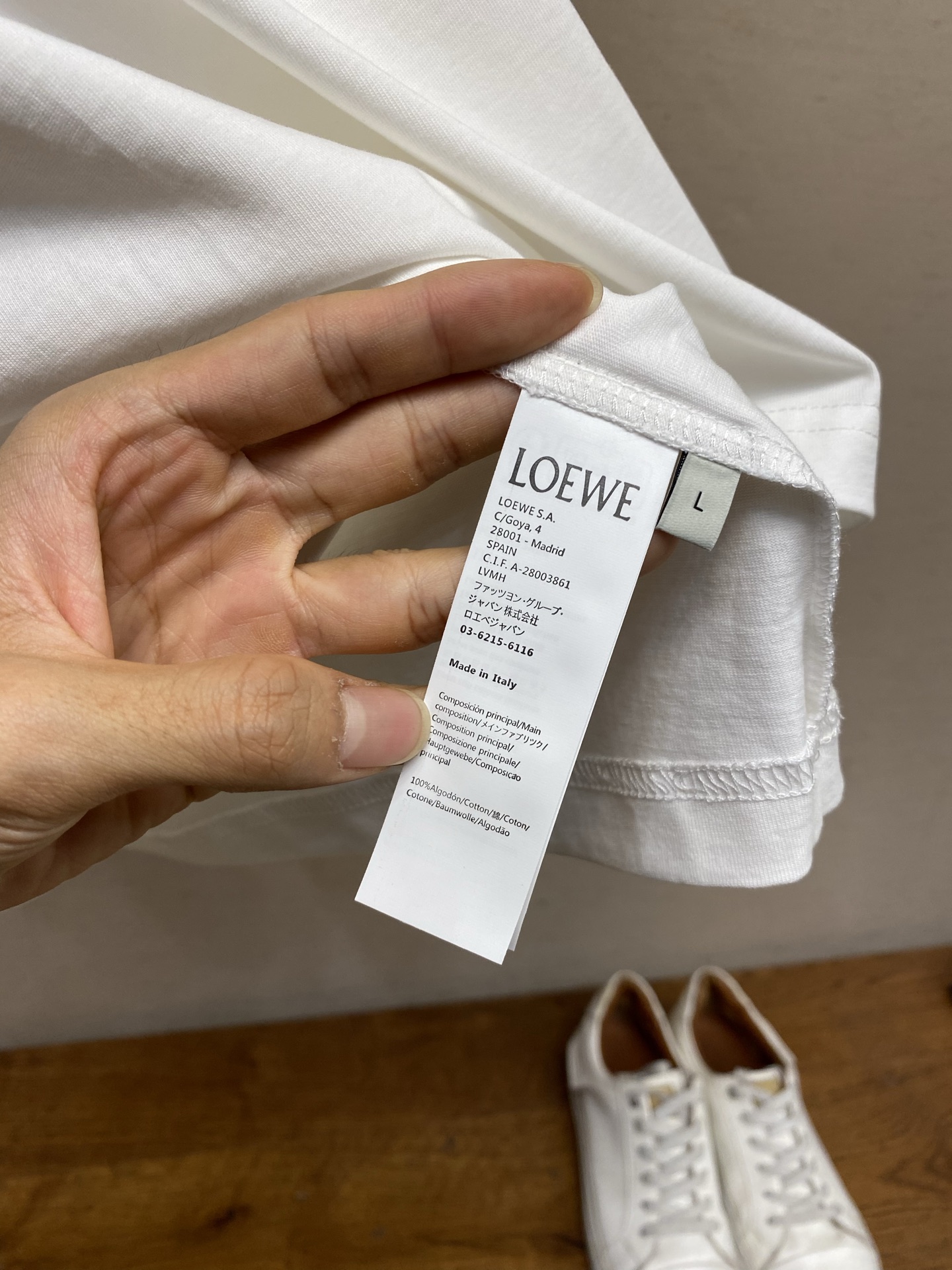 🌟🌟Loewe ，新款短袖yyds😍 日常出门闭眼搭定制纯棉弹力棉面料短袖T恤 魅力在于创造了简约奢华感
