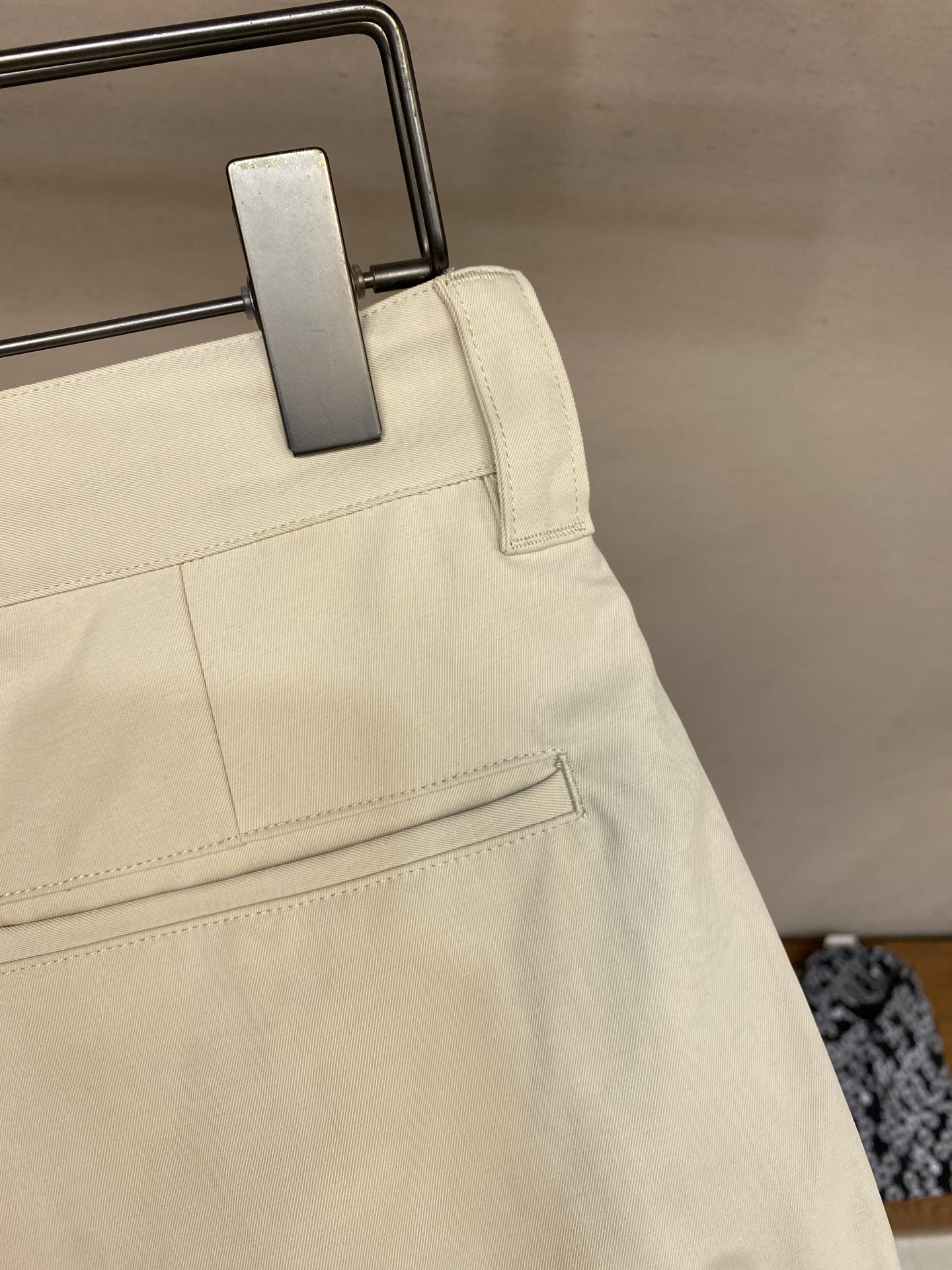 🌟🌟Dior，CD*2026春夏新品工装短裤，前中拉链开合，细纹面料，logo五金标识。多袋工装裤，中腰