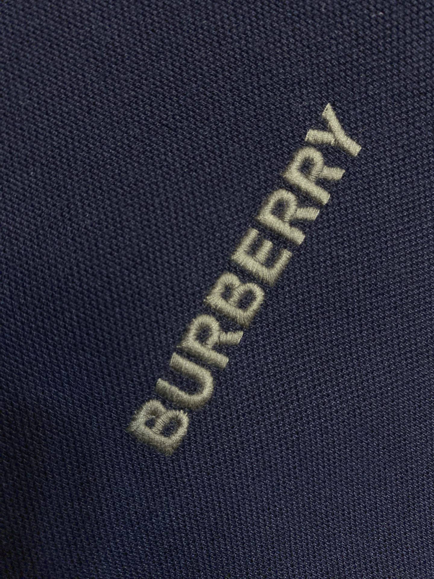 🌟🌟BBR，字母刺绣POLO衫面料选择：选用100%棉采用珠地针织工艺，通过特殊的针织线圈结构形成凹凸的