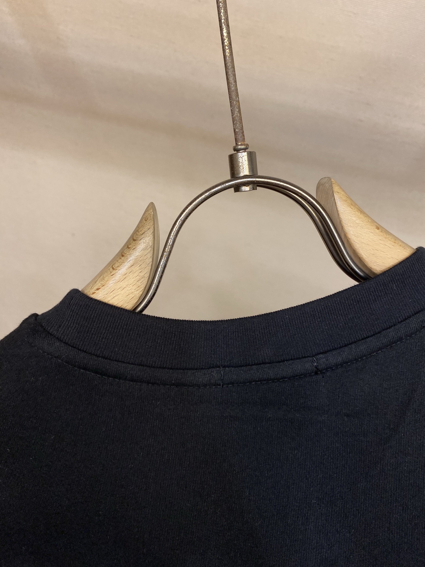 🌟🌟Sloro Piana，圣罗兰夏装新款宽松圆领短袖 logo字母印花设计 柔软透气舒适面料 男女同款