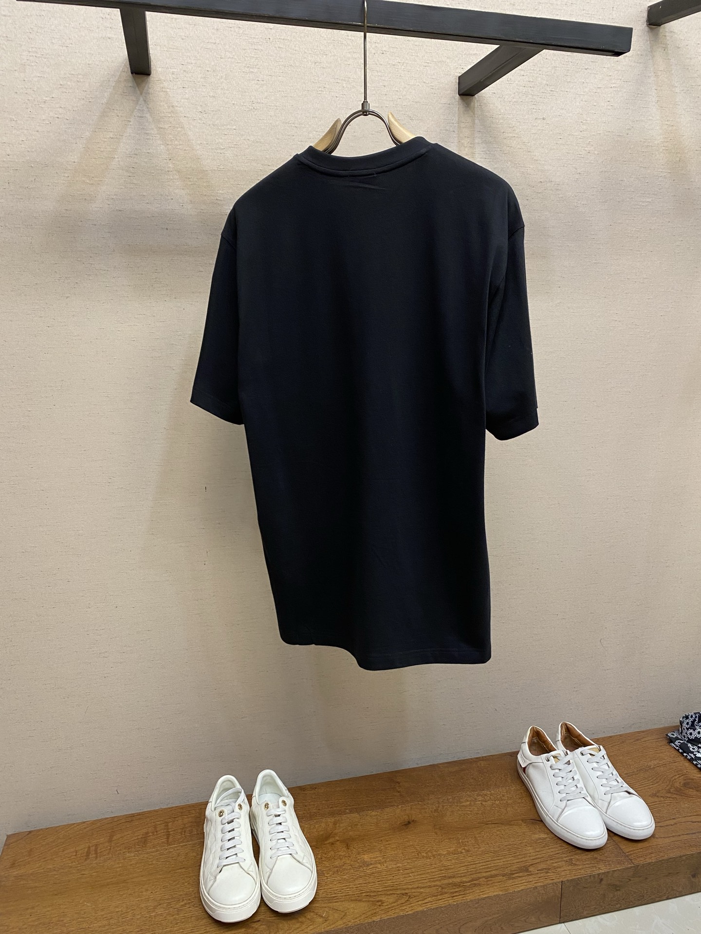 🌟🌟Sloro Piana，圣罗兰夏装新款宽松圆领短袖 logo字母印花设计 柔软透气舒适面料 男女同款